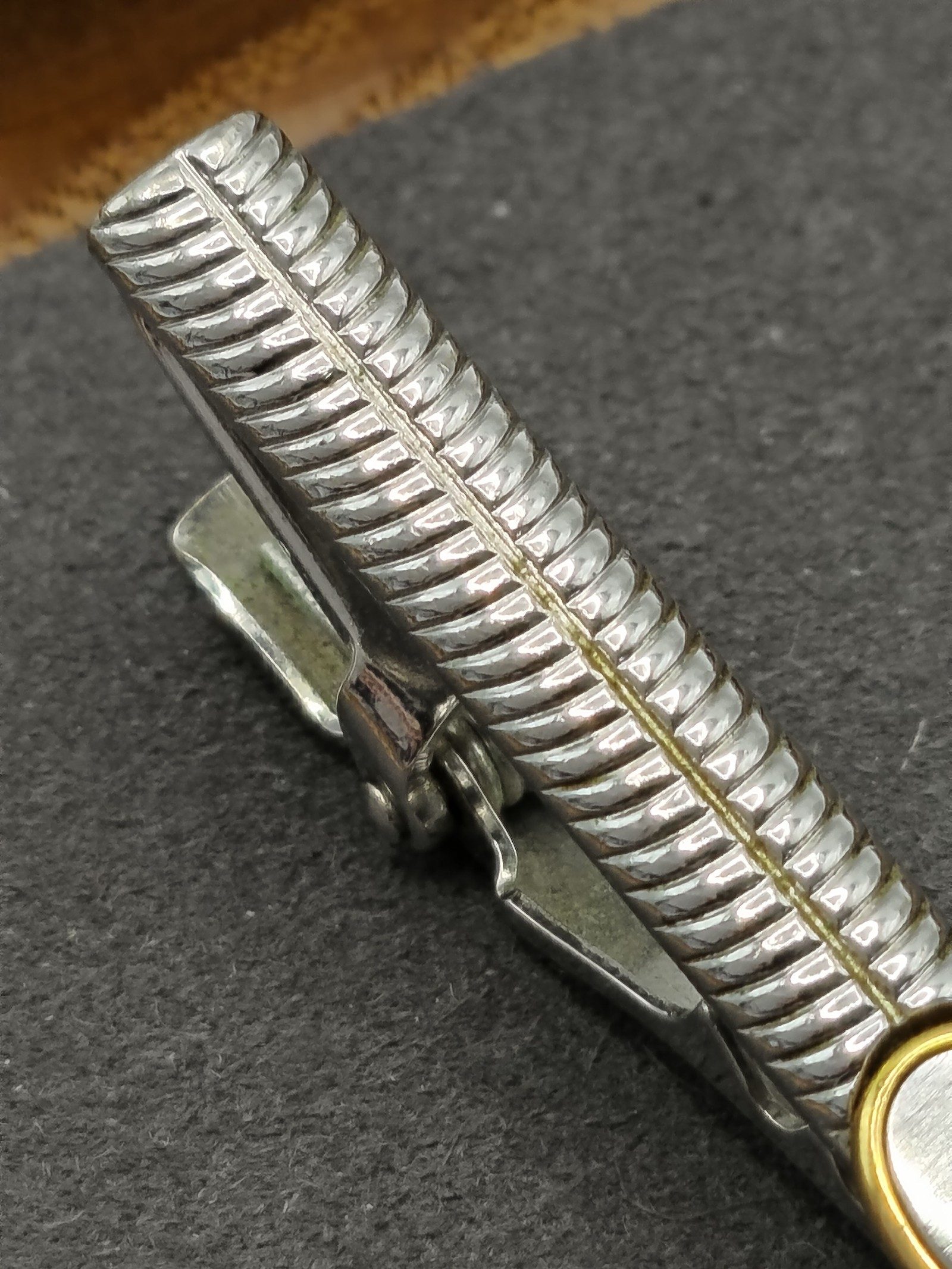 Dunhill Silver & Gold Tone Men's Tie Clip image 9