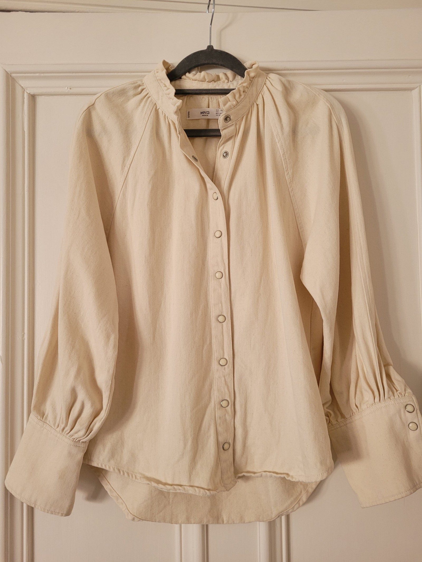 Mango Cream Denim Ruffle Collar Shirt XS