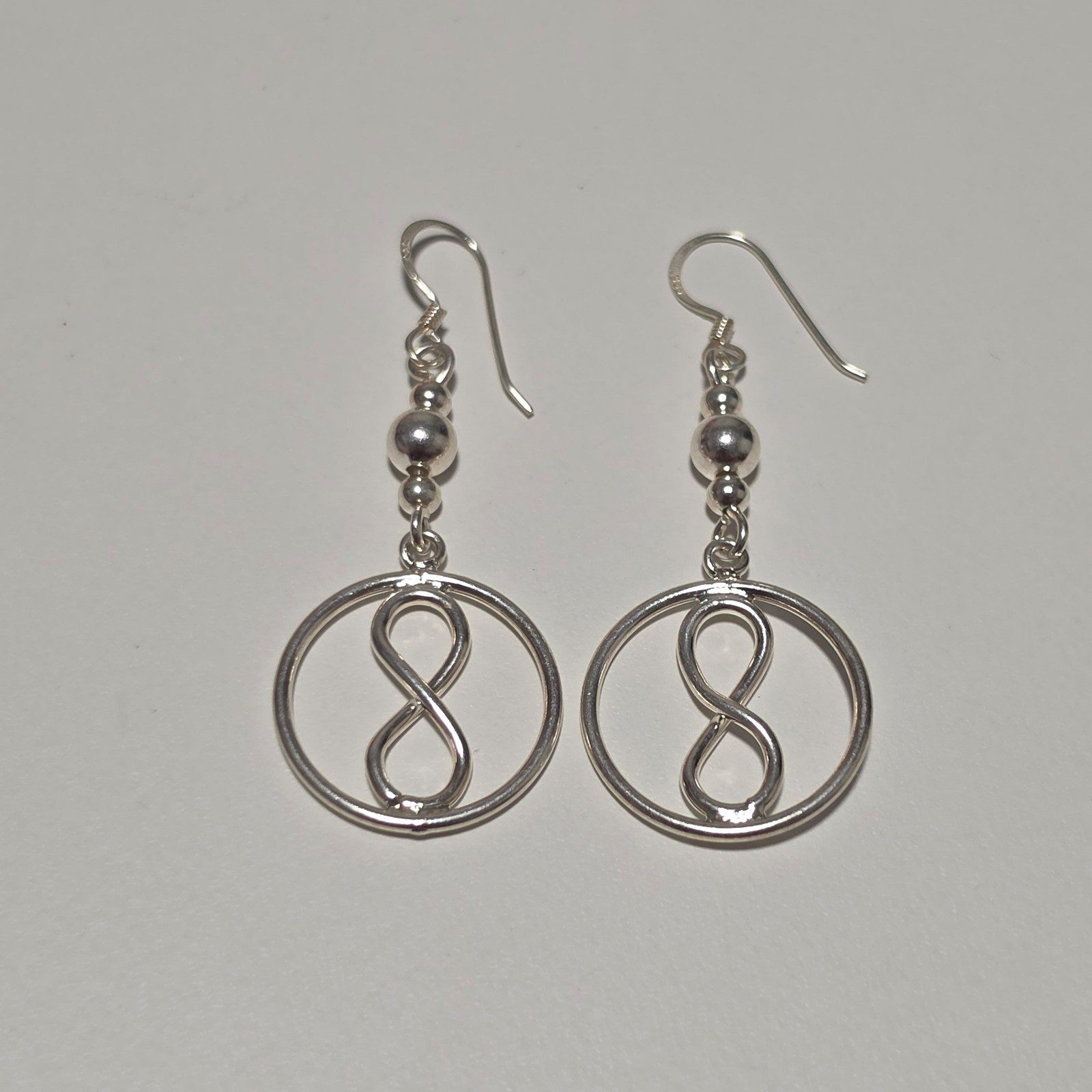 925 sterling Silver Circle Infinity Drop Earrings .b6