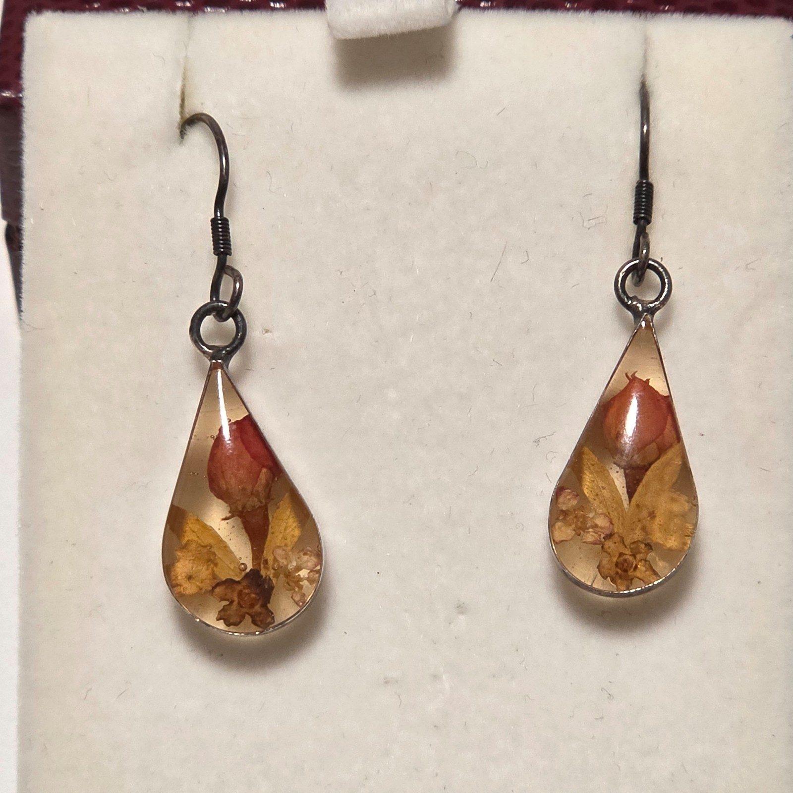 Silver 925 Resin Floral Drop Earrings.b6 image 2