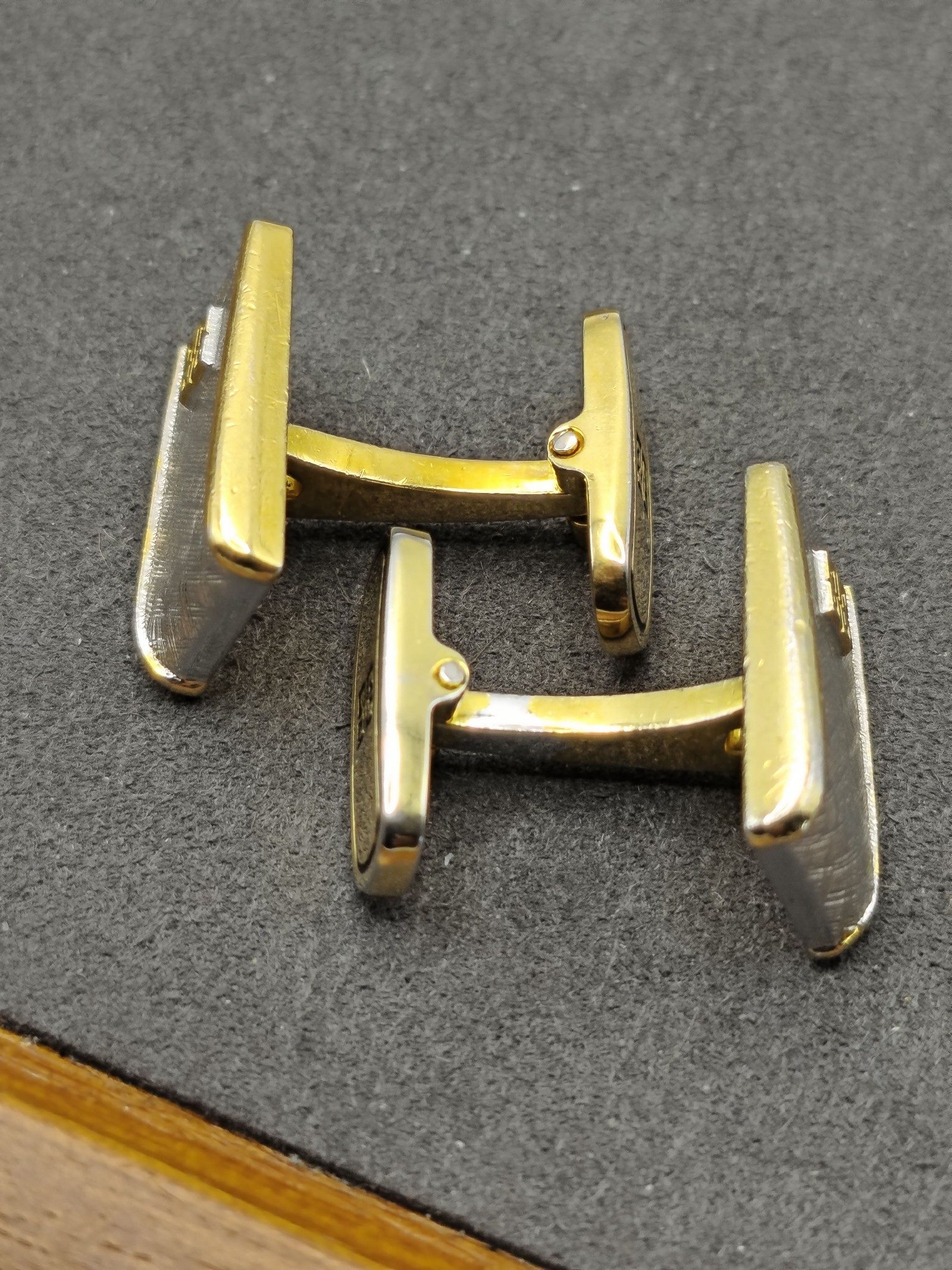 Givenchy Gold & Silver Mens Cufflinks & Tie Clip Set image 7