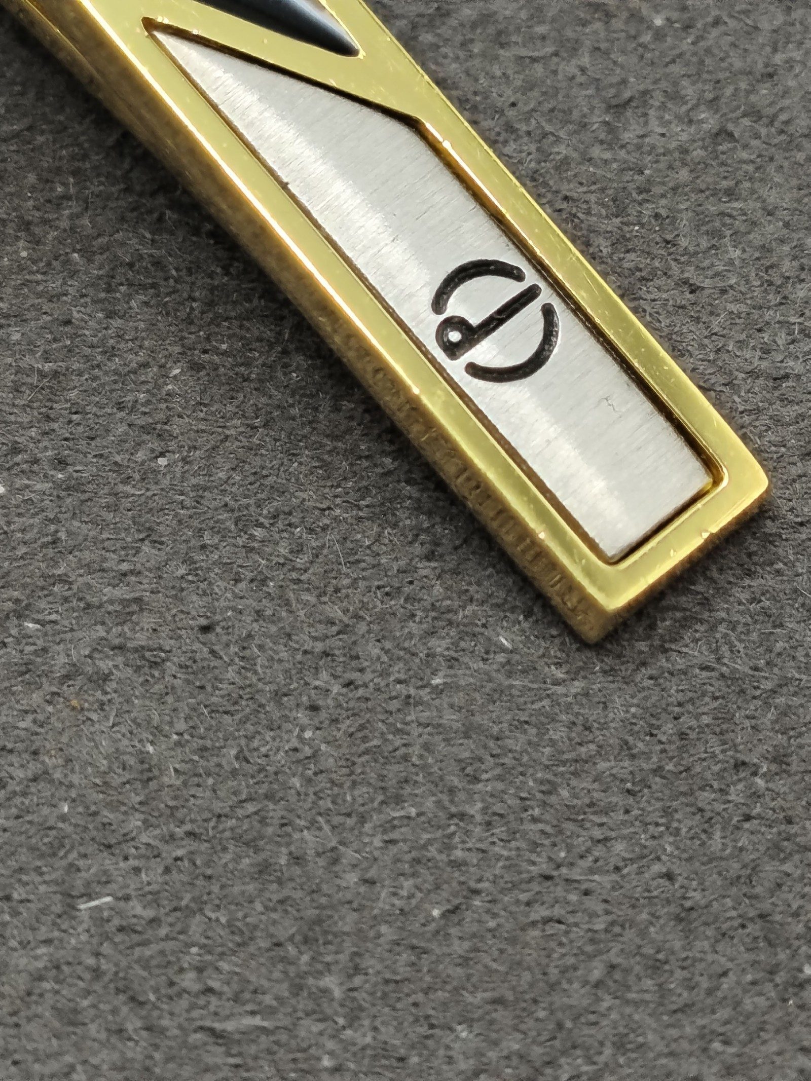 Dunhill Gold Tone & White Enamel Tie Clip image 6