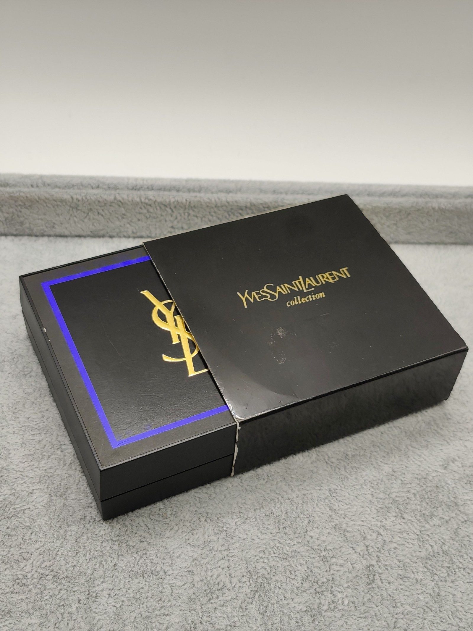Yves Saint Laurent Gold Tone Logo Cufflinks & Tie Clip Set image 4