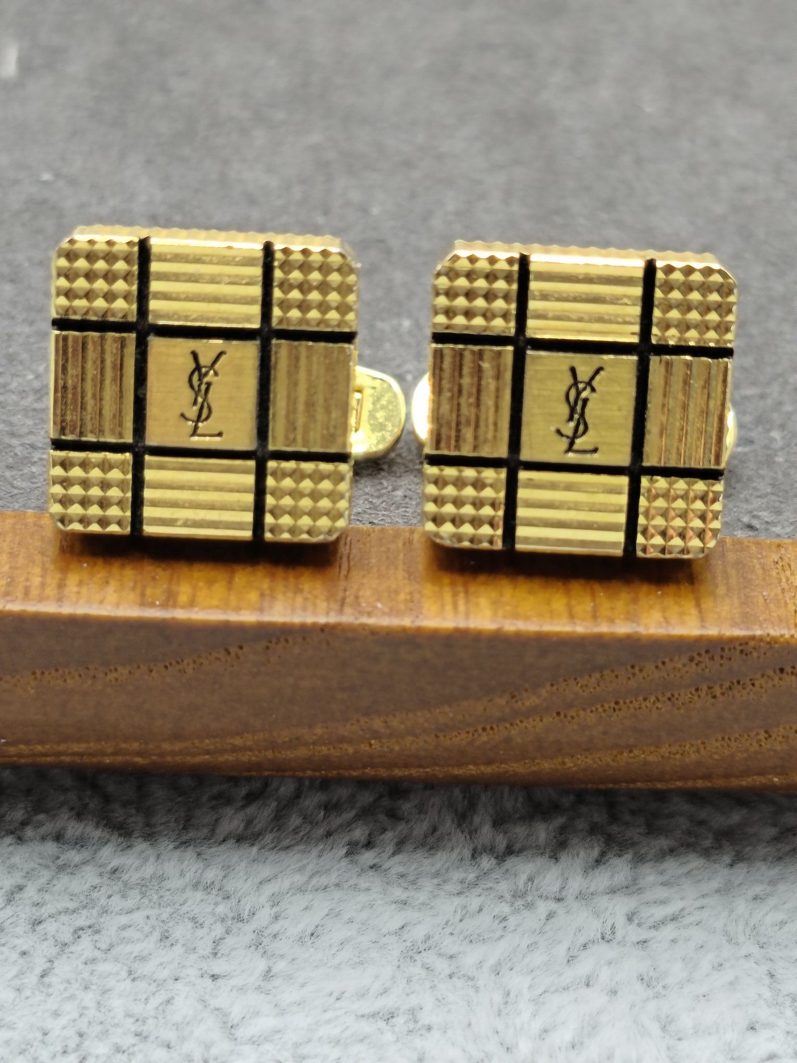 Yves Saint Laurent Gold Tone Logo Cufflinks & Tie Clip Set image 5