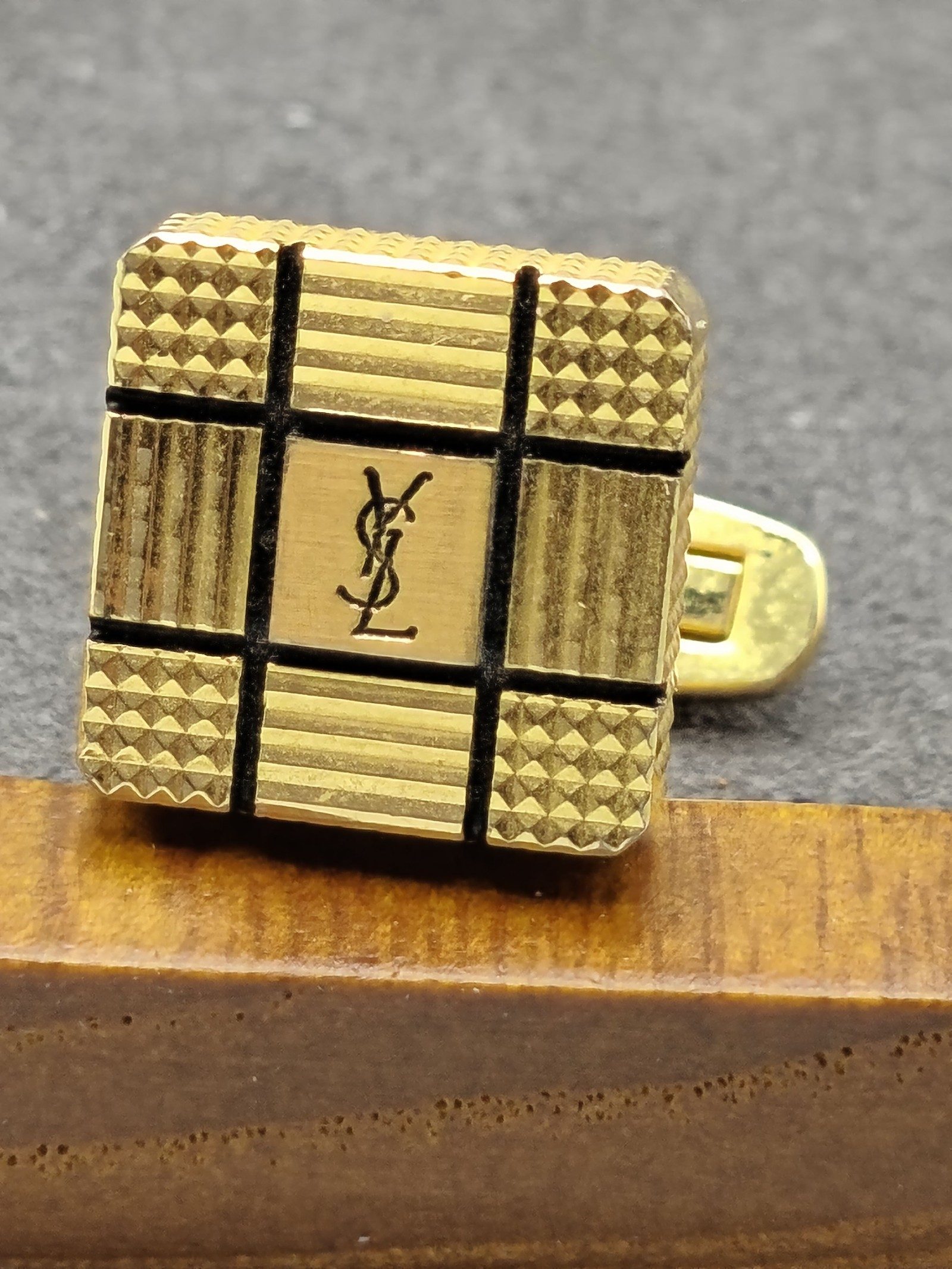 Yves Saint Laurent Gold Tone Logo Cufflinks & Tie Clip Set image 7
