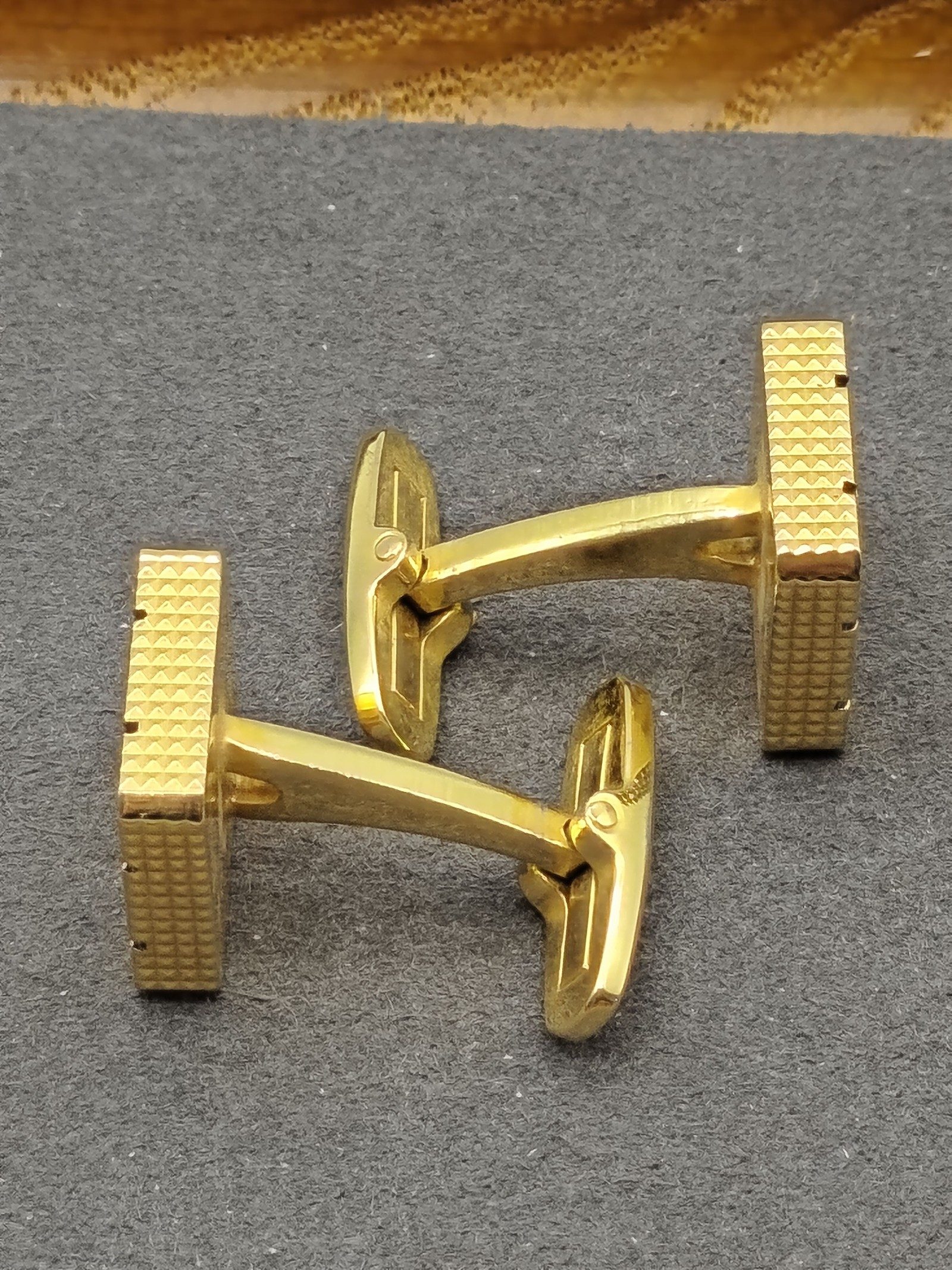 Yves Saint Laurent Gold Tone Logo Cufflinks & Tie Clip Set image 10
