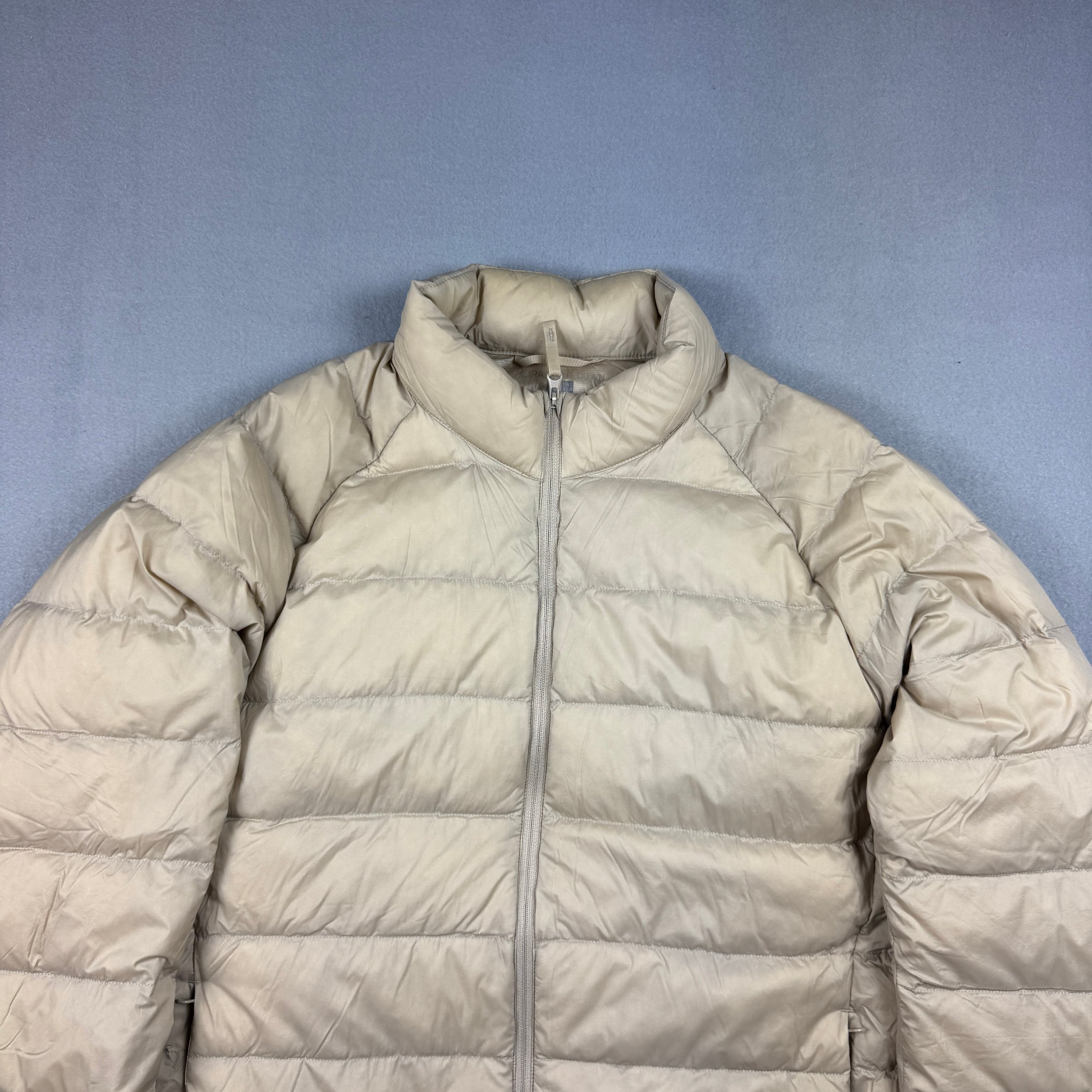 Men`s Uniqlo Beige Ultra Light Down Puffer Jacket Like a new Size L image 4