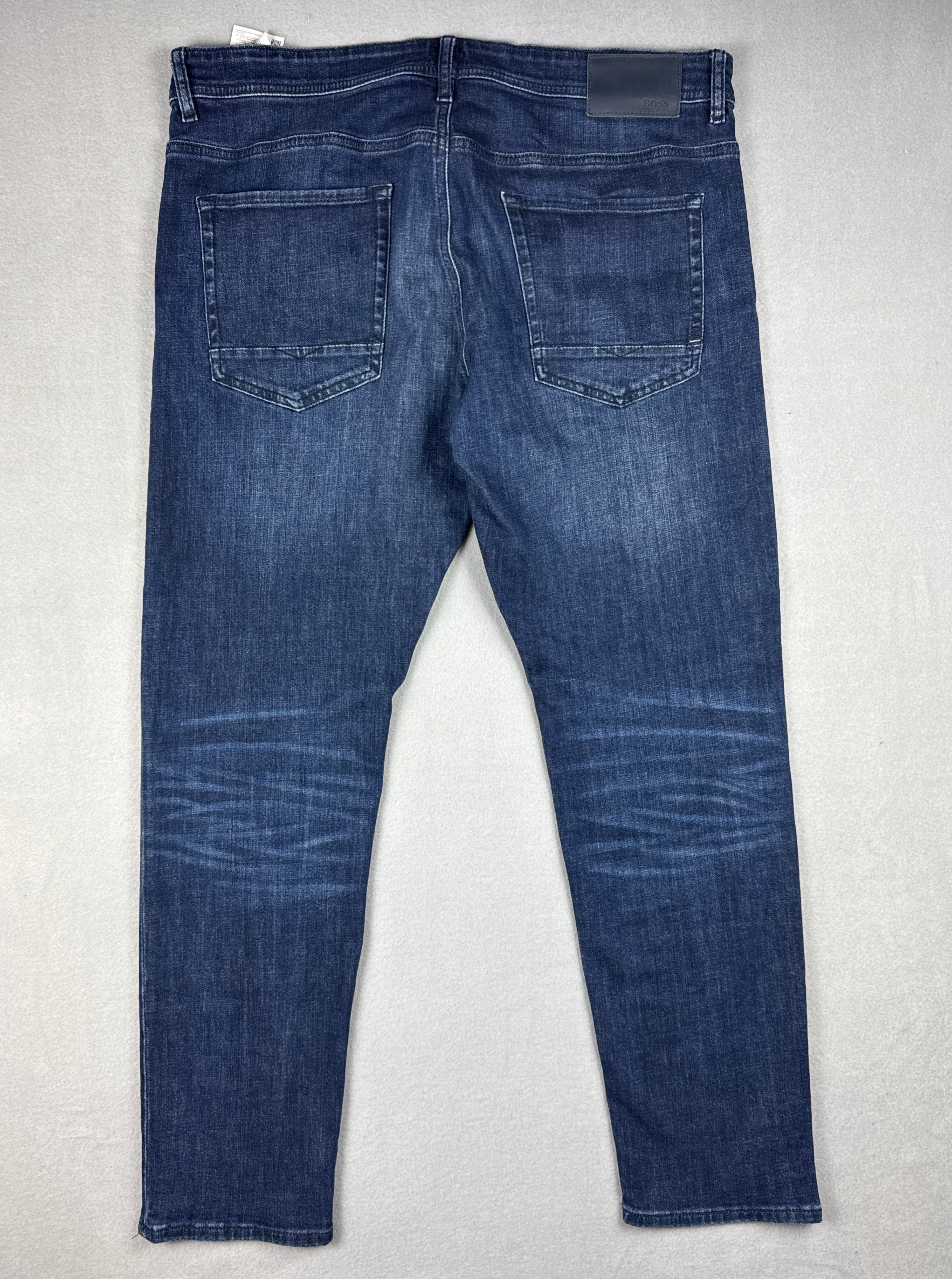 Hugo Boss Men's Blue Denim 606 Tapered Slim Stretch Jeans W36 L32 image 2