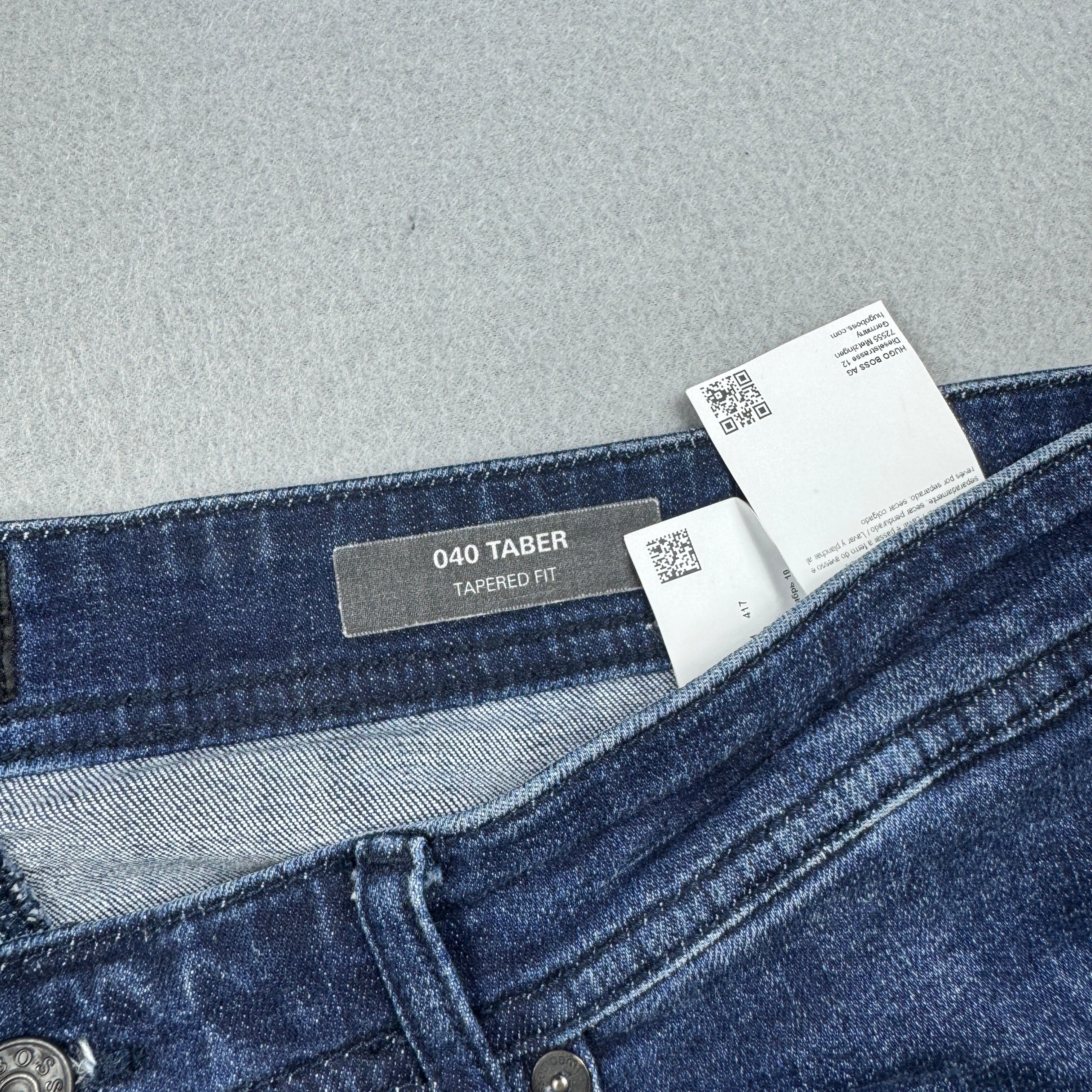 Hugo Boss Men's Blue Denim 606 Tapered Slim Stretch Jeans W36 L32 image 8