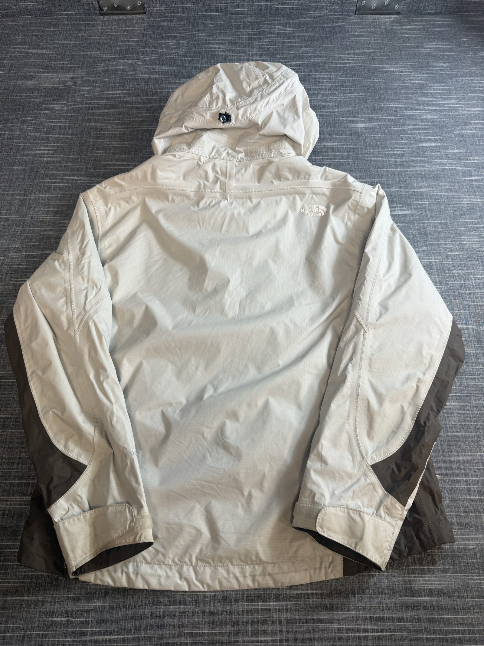 The North Face Women’s Waterproof Hooded Jacket Small Beige Brown image 6