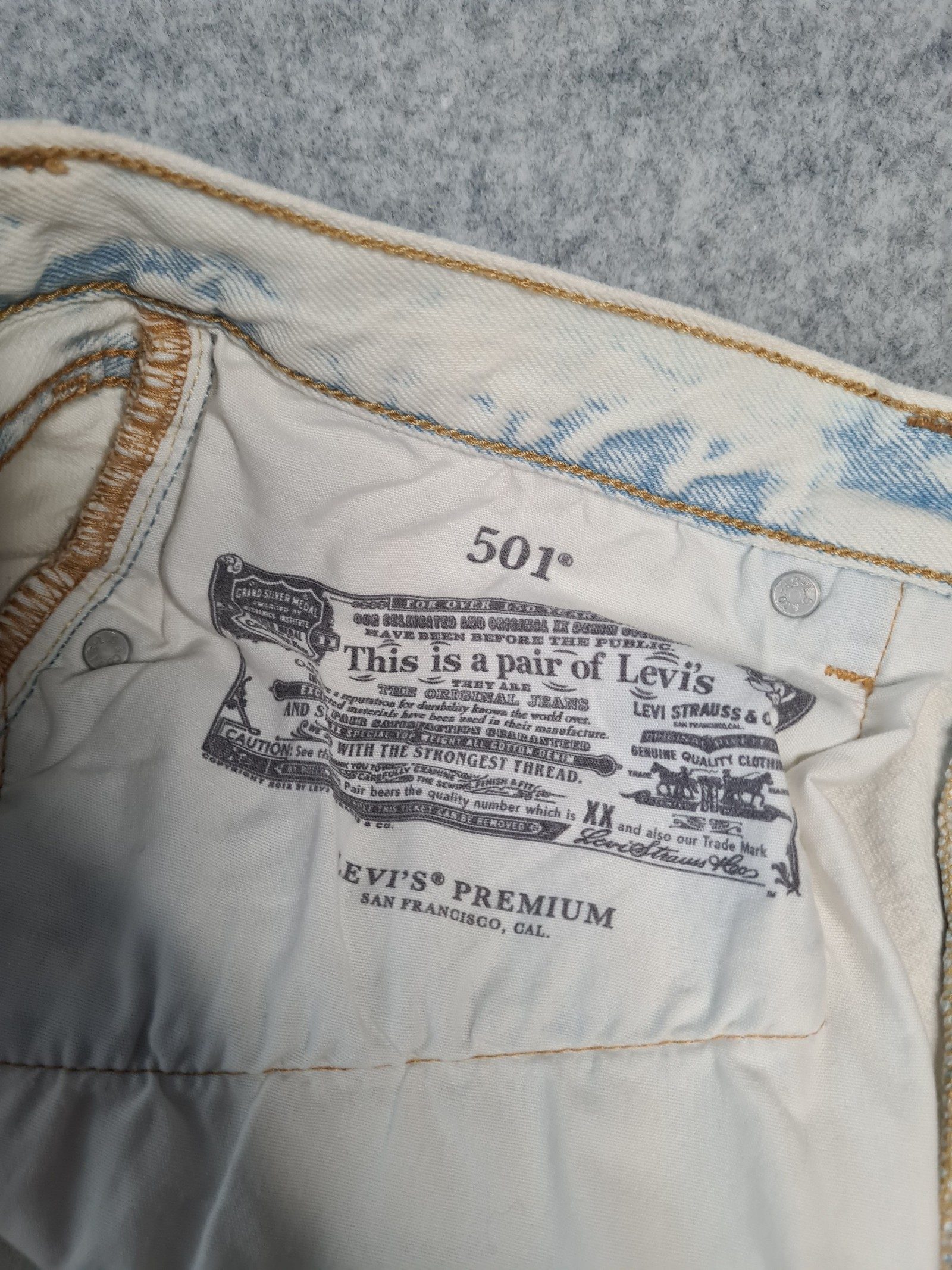 Levi's 501 Big E Men's Jeans W30 L31 White Blue Wash 1122 image 5