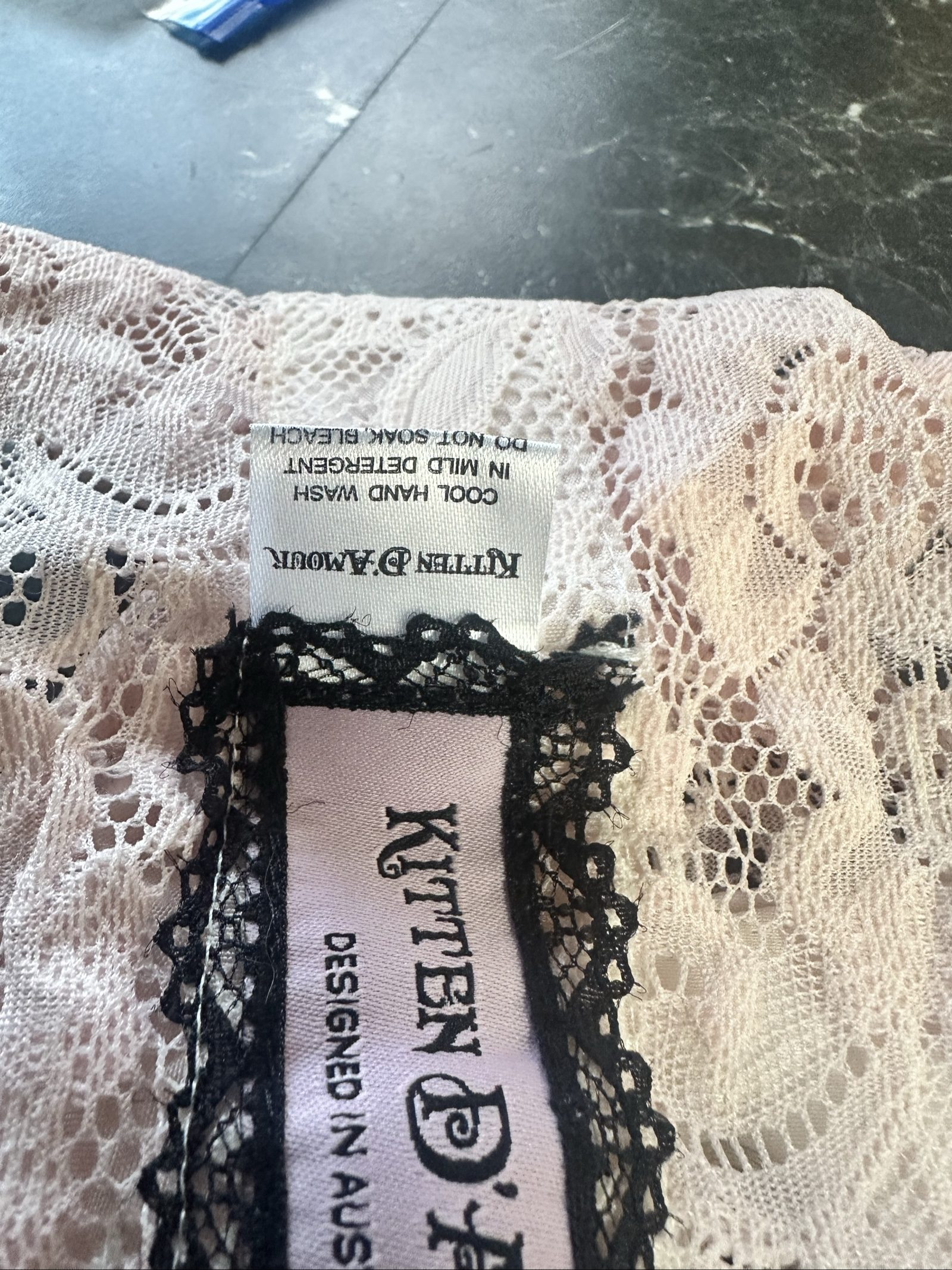 Kitten D'Amour Pink Lace Belt Size 10 Velvet Bow Detail image 5