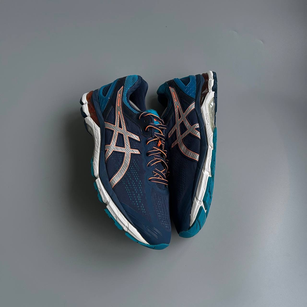 Asics Men's Navy & White Gel-Kayano Running Shoes US 9.5