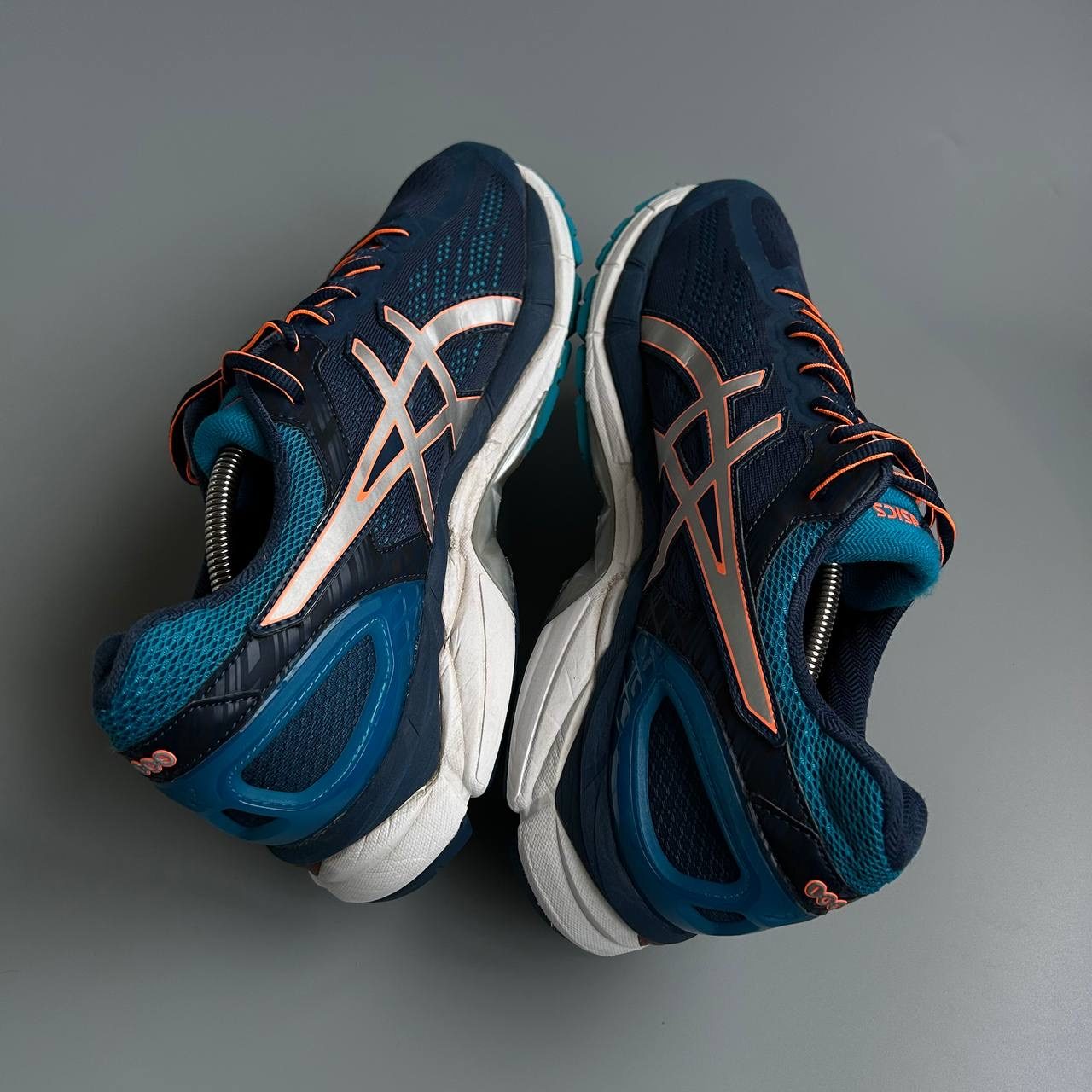 Asics Men's Navy & White Gel-Kayano Running Shoes US 9.5 image 9