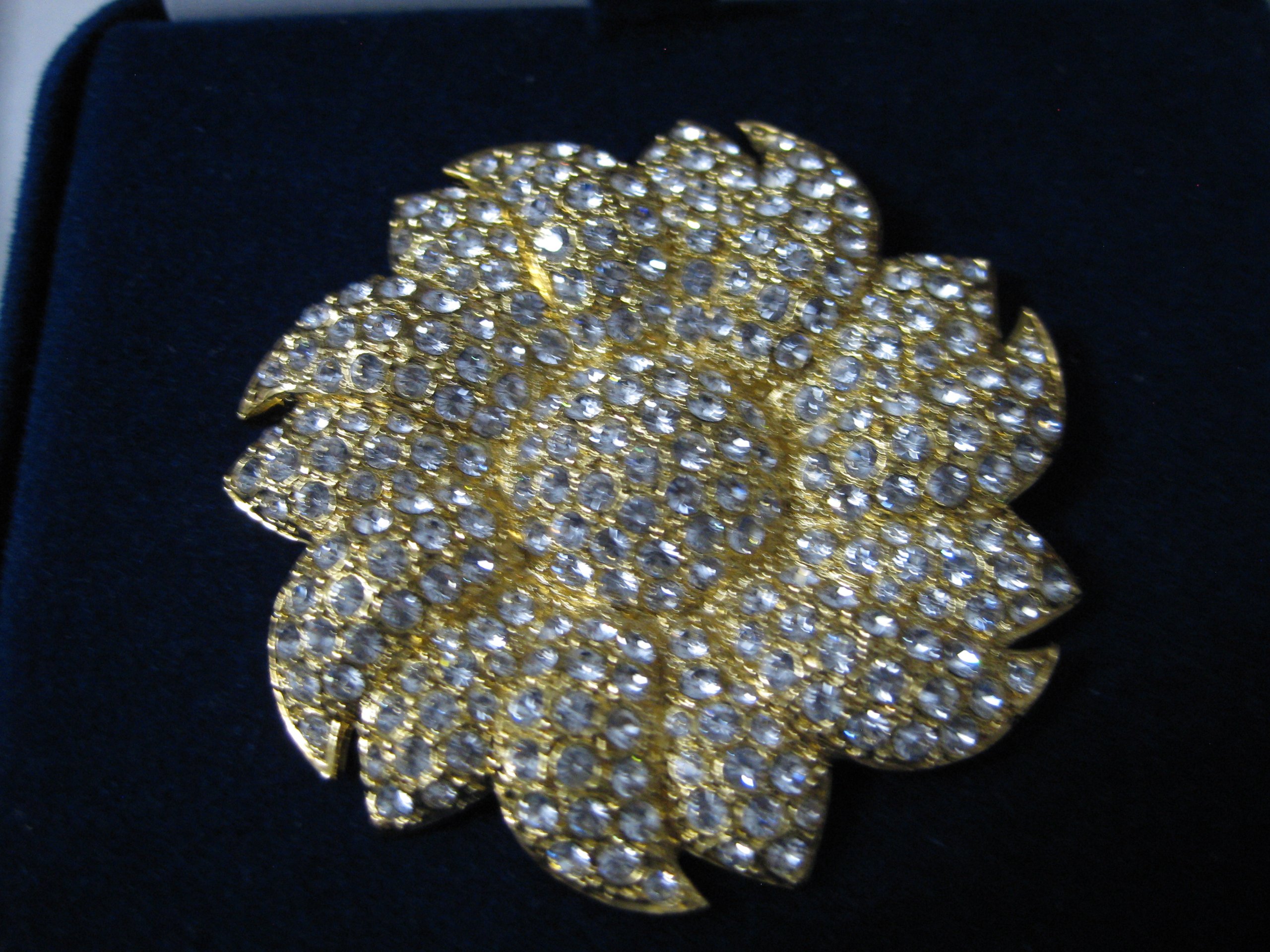Camrose & Kross Gold Tone & Clear Crystal Flower Brooch image 2