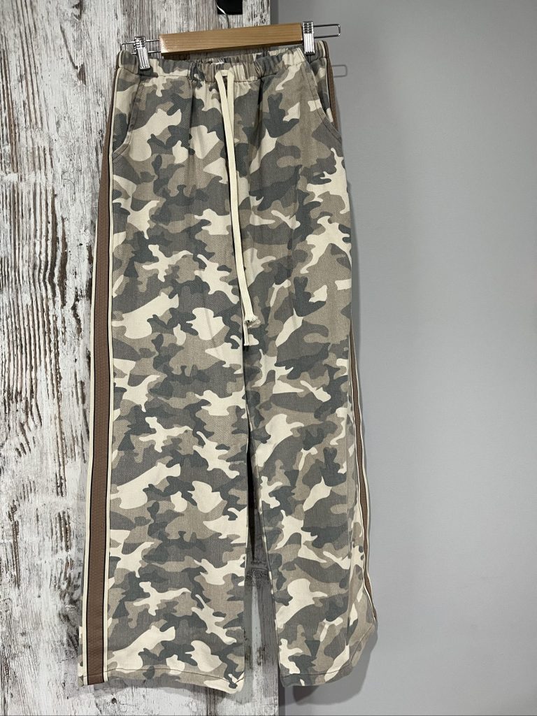 By Frankie Beige & Grey Camo Print Wide Leg Pants Medium 100% Cotton