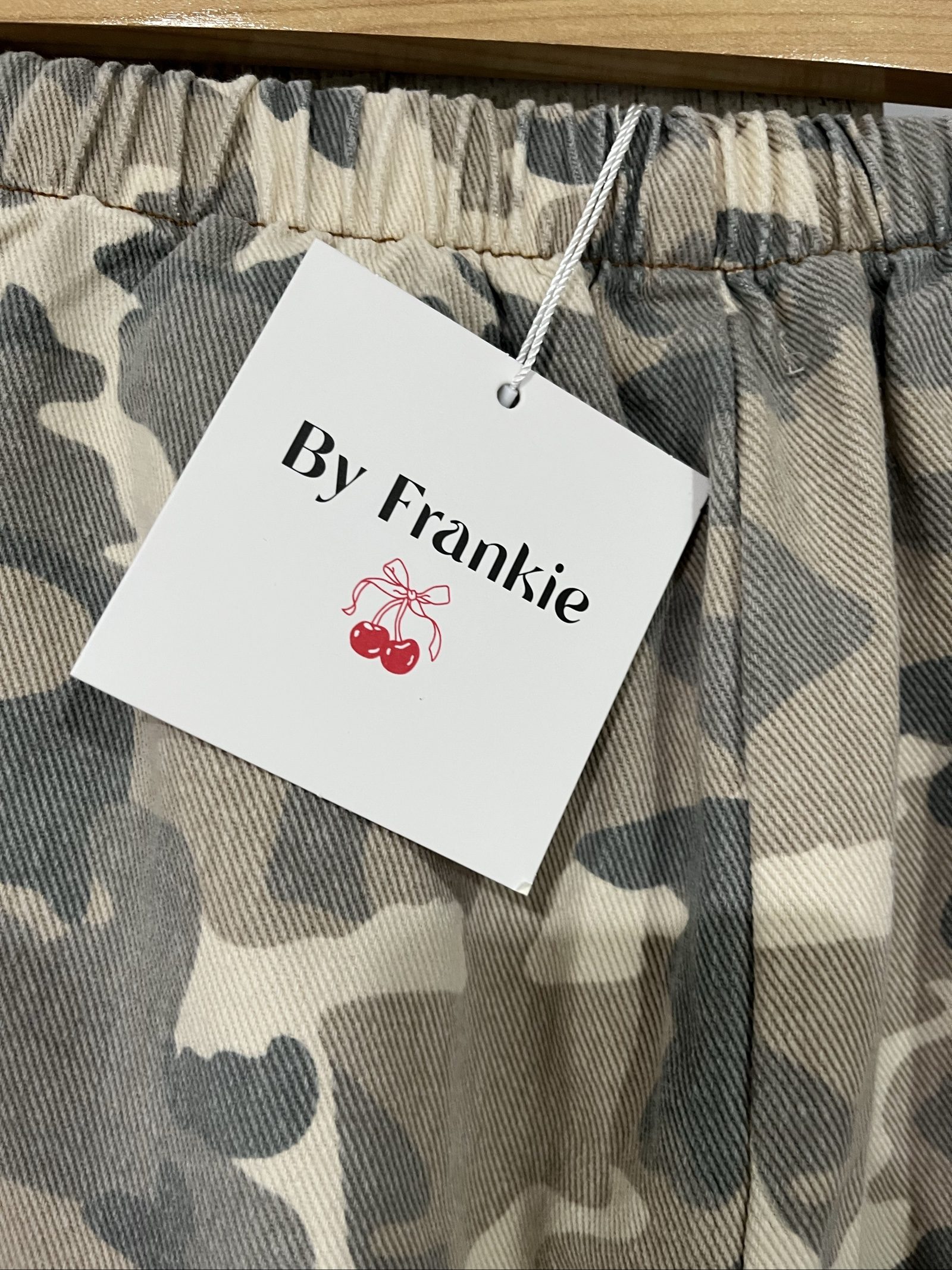 By Frankie Beige & Grey Camo Print Wide Leg Pants Medium 100% Cotton image 3