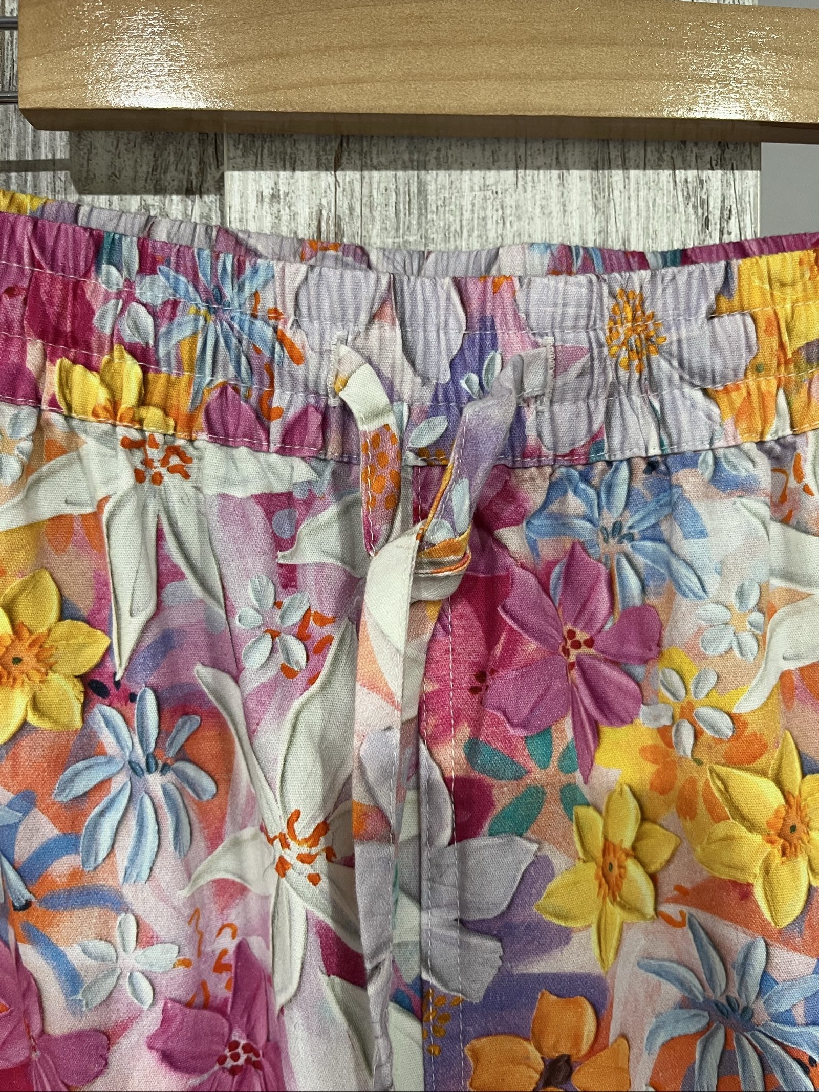 Princess Highway Multi Floral Print Women’s scrub Cotton Trousers Small image 3