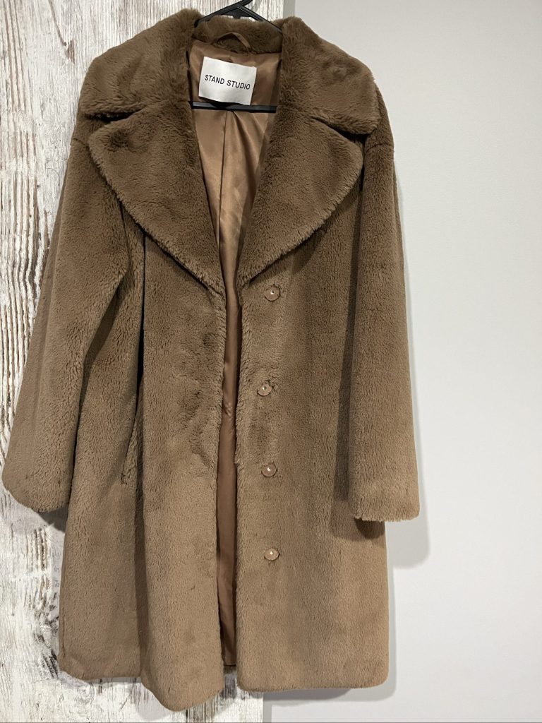 Stand Studio Brown Faux Fur Coat Large with Button Closure
