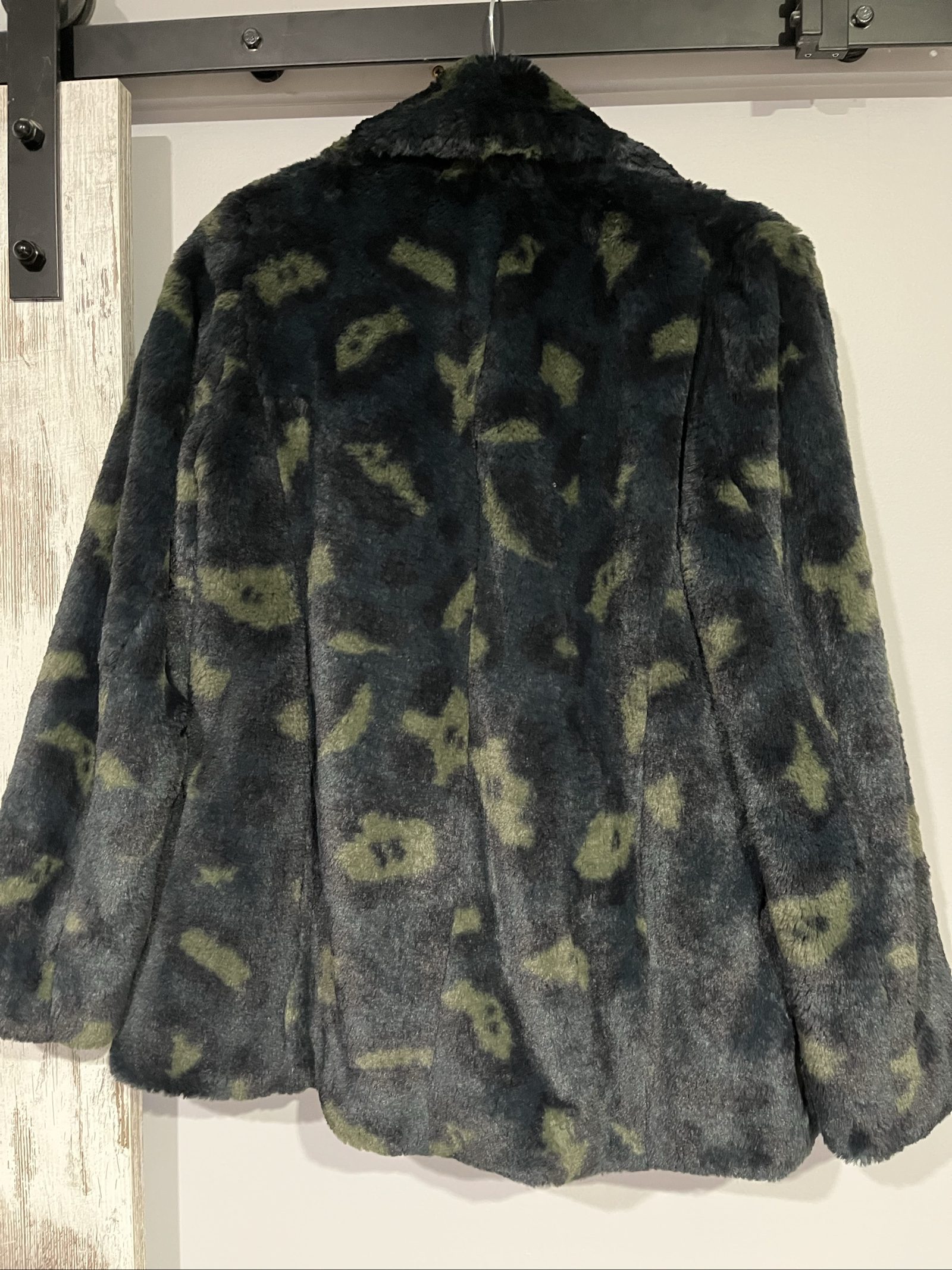 Zadig & Voltaire Women's Black & Green Faux Fur Coat Medium image 6