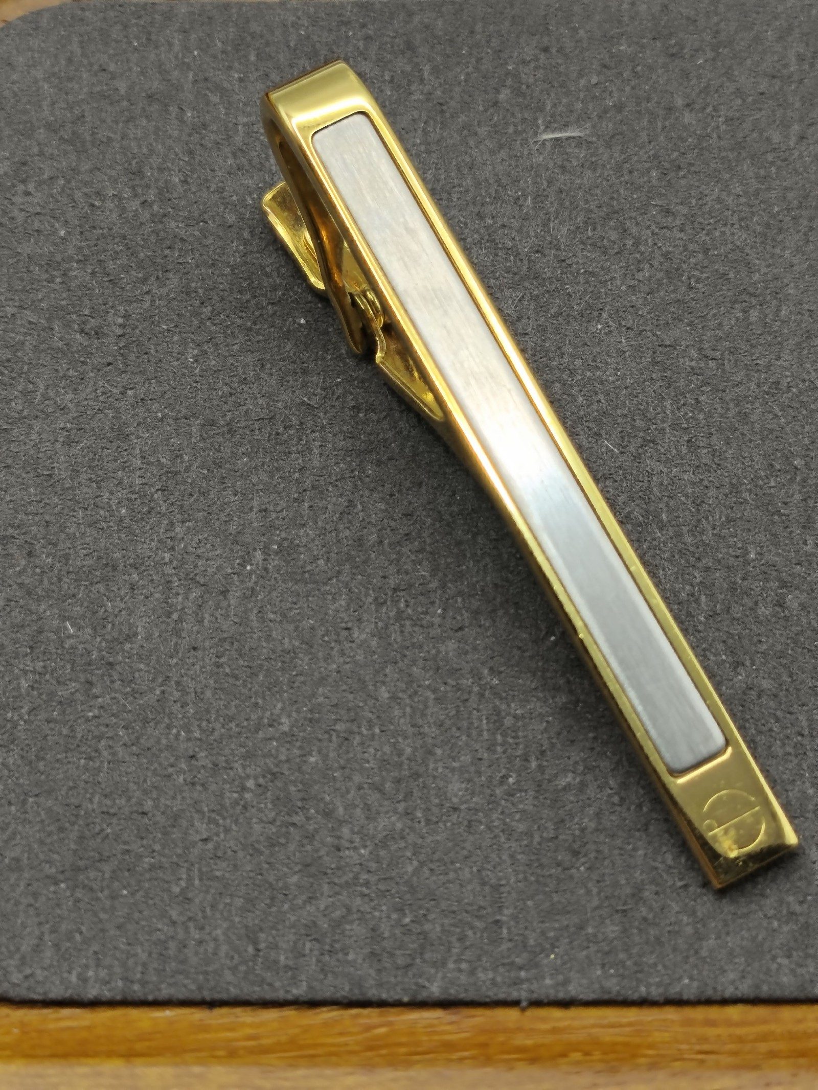 Dunhill Gold Tone & White Tie Clip image 6