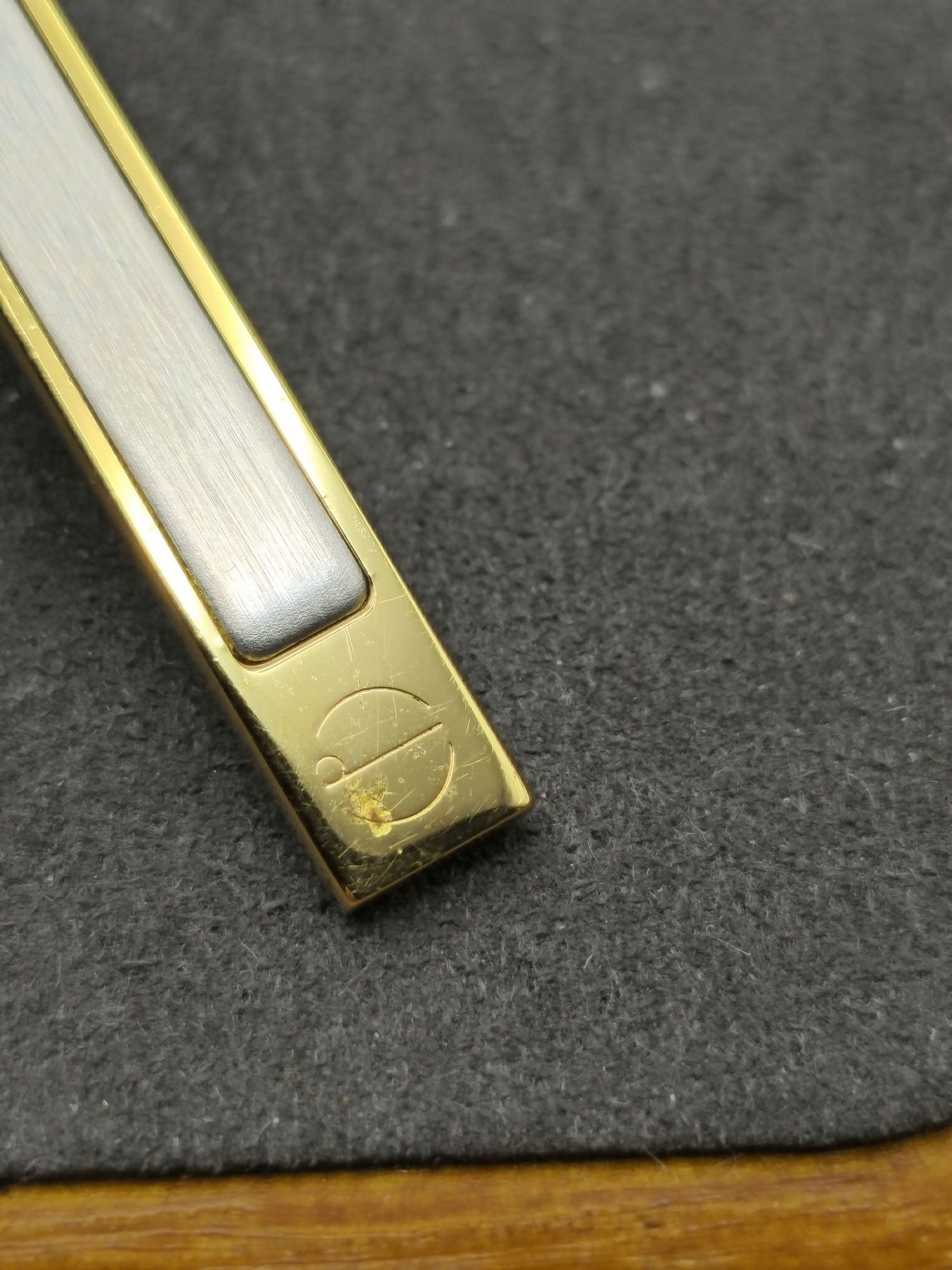Dunhill Gold Tone & White Tie Clip image 7