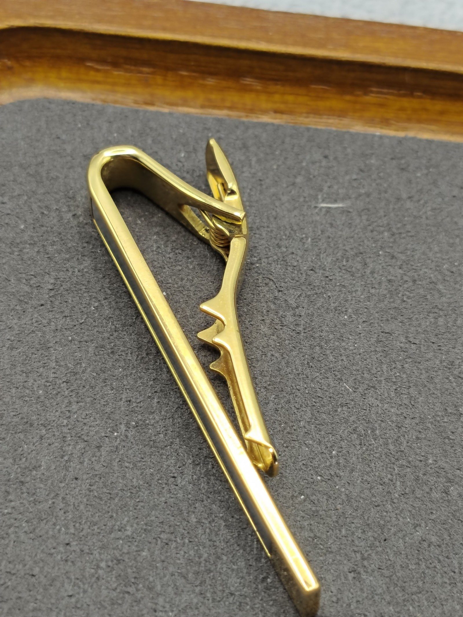 Dunhill Gold Tone & White Tie Clip image 10