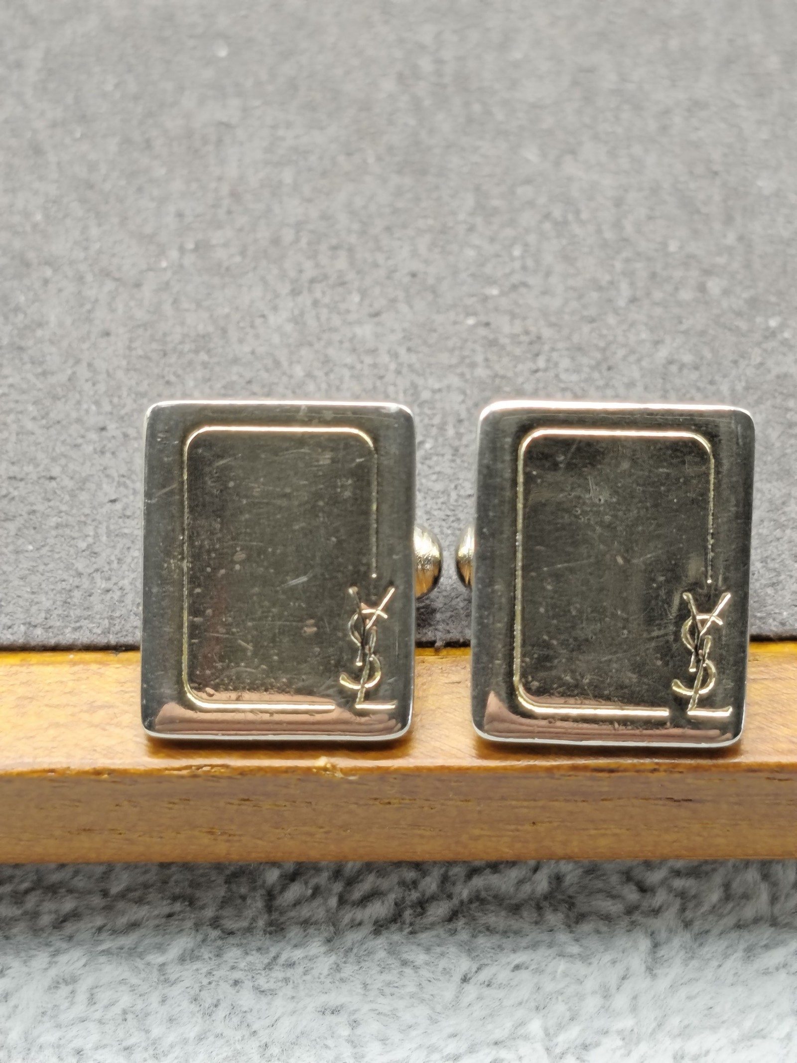 YSL Gold Tone Men's Rectangular Cufflinks image 3