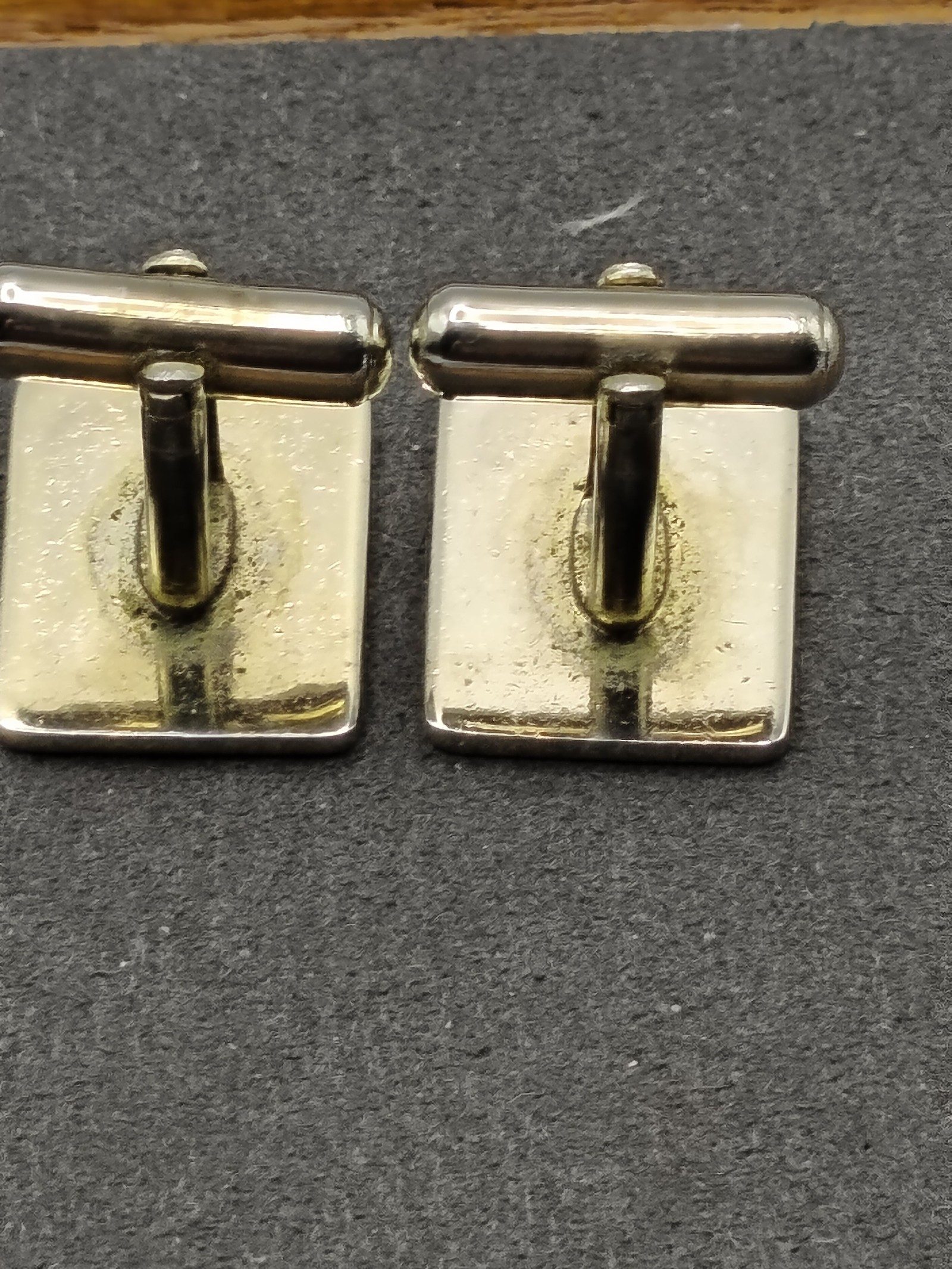 YSL Gold Tone Men's Rectangular Cufflinks image 8