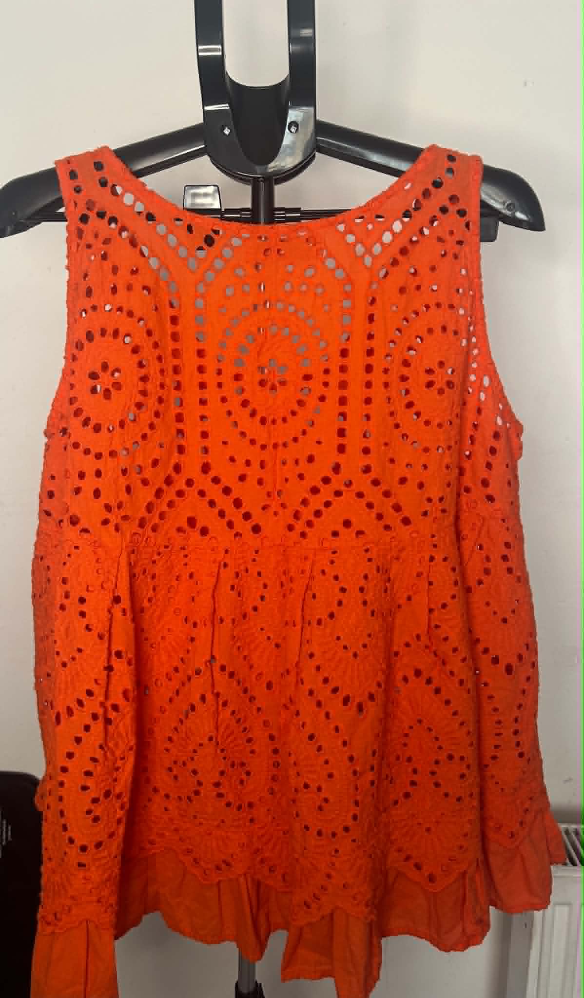 Orange Women's Cotton Sleeveless crop Top no size measures up to a UK 18/20 image 2