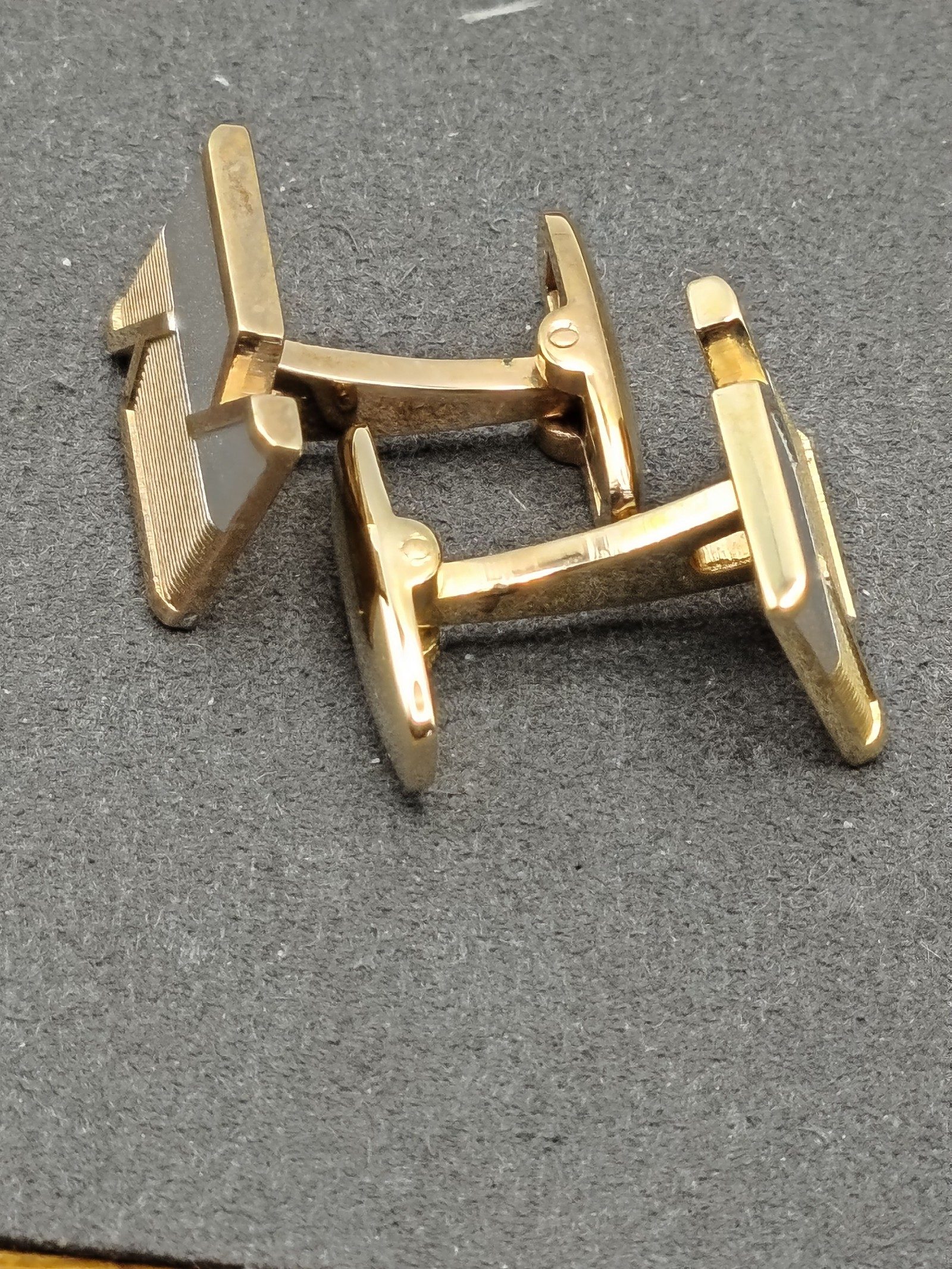 Yves Saint Laurent Gold & Silver Men's Cufflinks & Tie Clip Set image 8