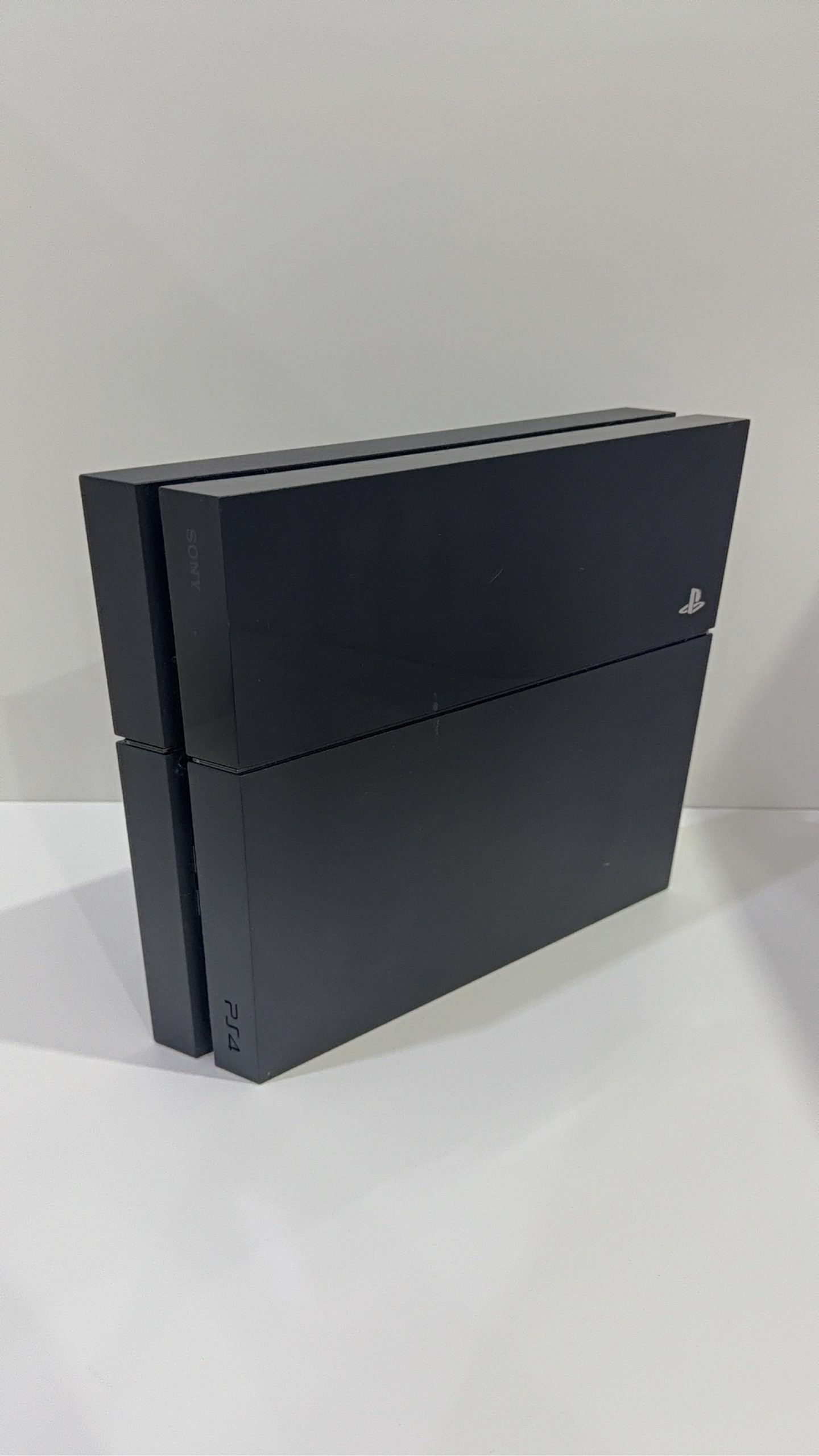 PlayStation 4 Console PS4 Black 500GB Official Dualshock 4 Contoller - Tested image 2