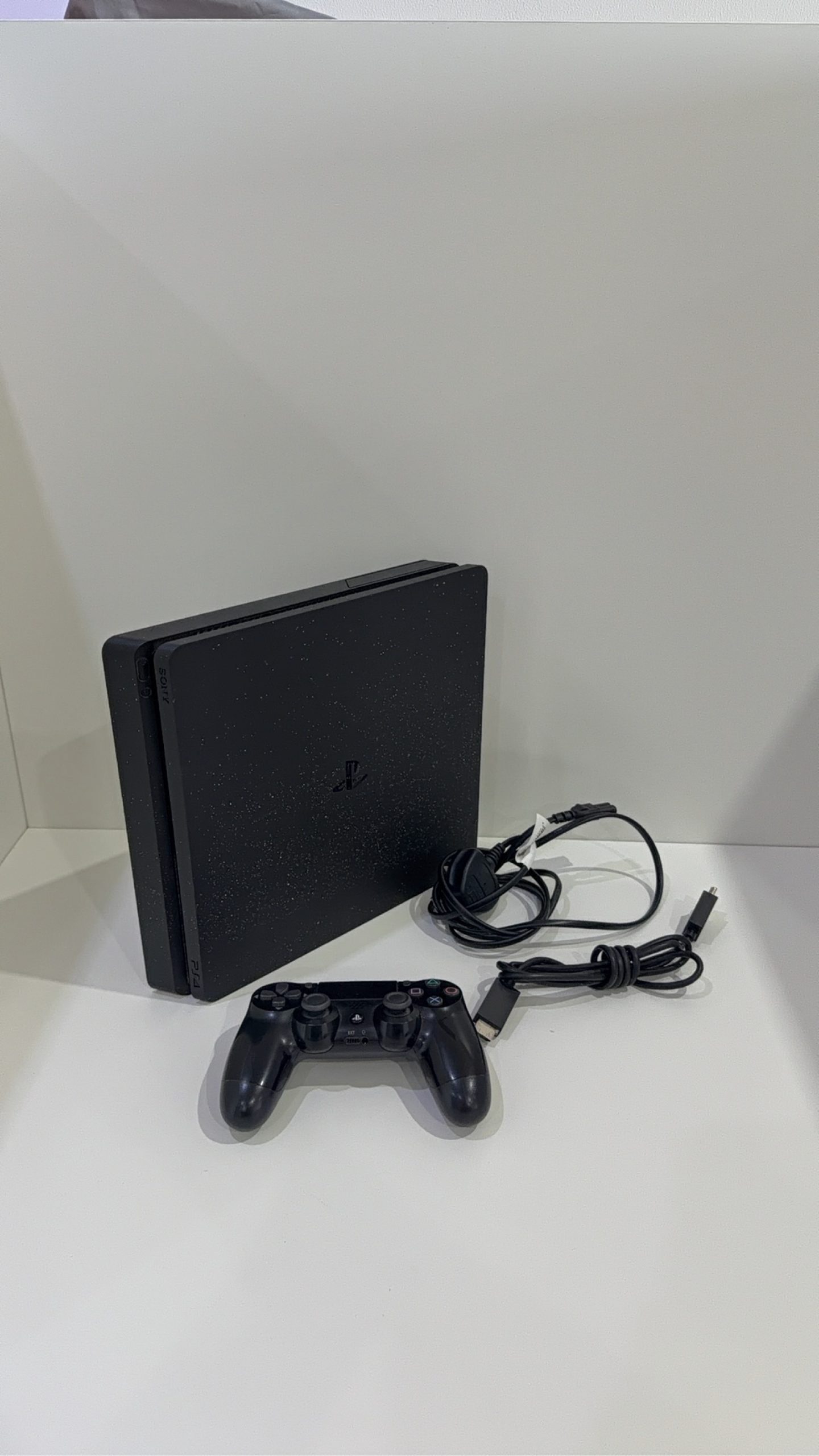 PS4 Slim PlayStation 4 Black 500GB Official Dualshock 4 Contoller - Tested