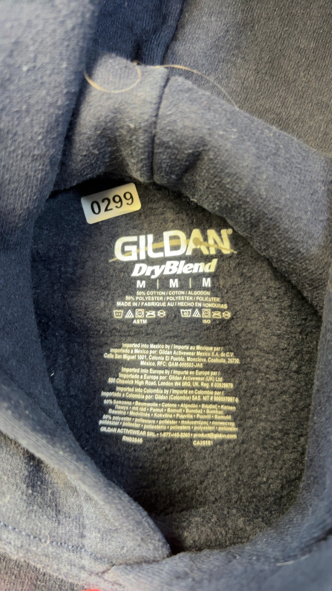Gildan Unisex Navy Cotton-Polyester Softball Hoodie Medium good condition image 6