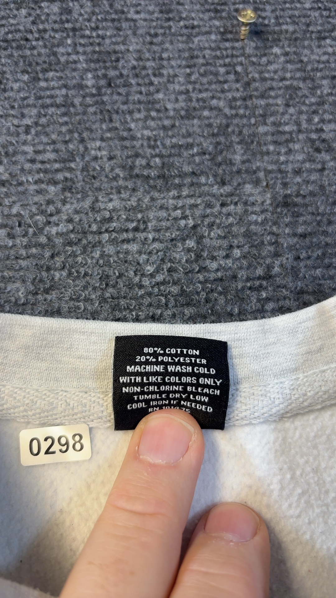 Michigan Tech Grey Cotton Blend Sweatshirt Unisex Small - very good condition image 7