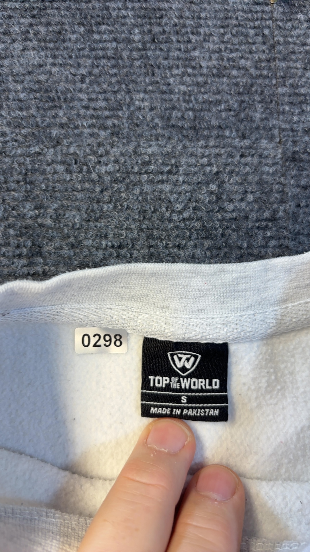 Michigan Tech Grey Cotton Blend Sweatshirt Unisex Small - very good condition image 8
