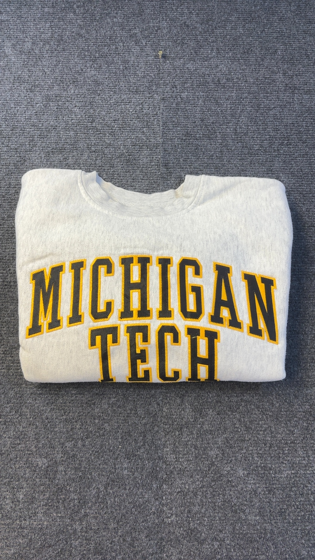 Michigan Tech Grey Cotton Blend Sweatshirt Unisex Small - very good condition image 4