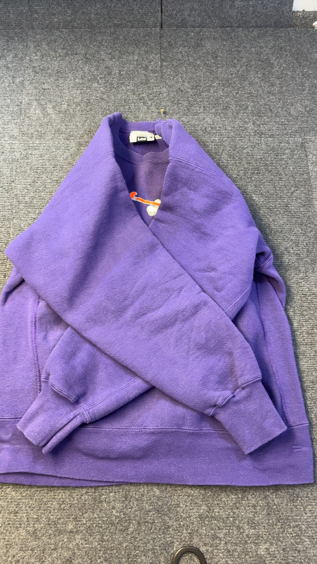 Lee Purple Graphic Sweatshirt Large Fat Chance Design good condition image 6