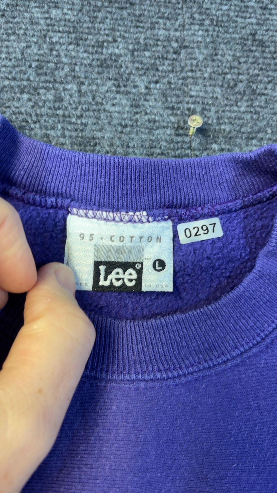 Lee Purple Graphic Sweatshirt Large Fat Chance Design good condition image 7