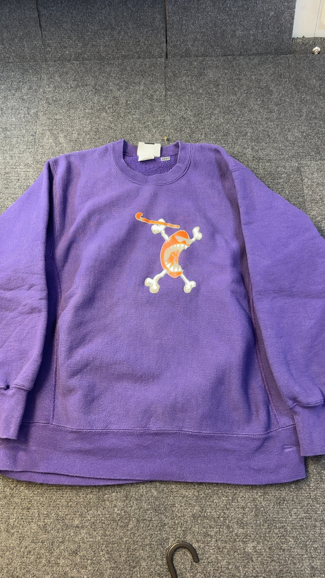 Lee Purple Graphic Sweatshirt Large Fat Chance Design good condition image 2