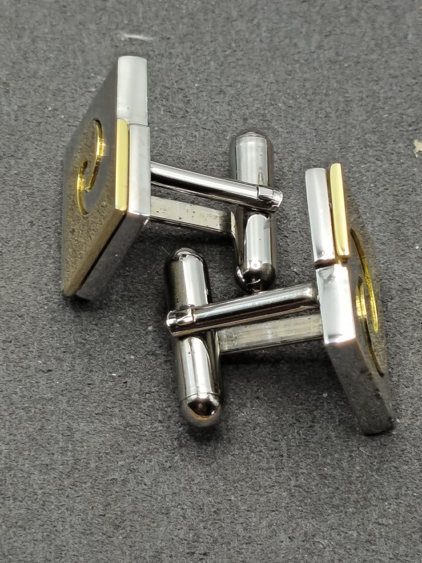 Pierre Cardin Two Tone Gold & Silver Square Wave Cufflinks image 8