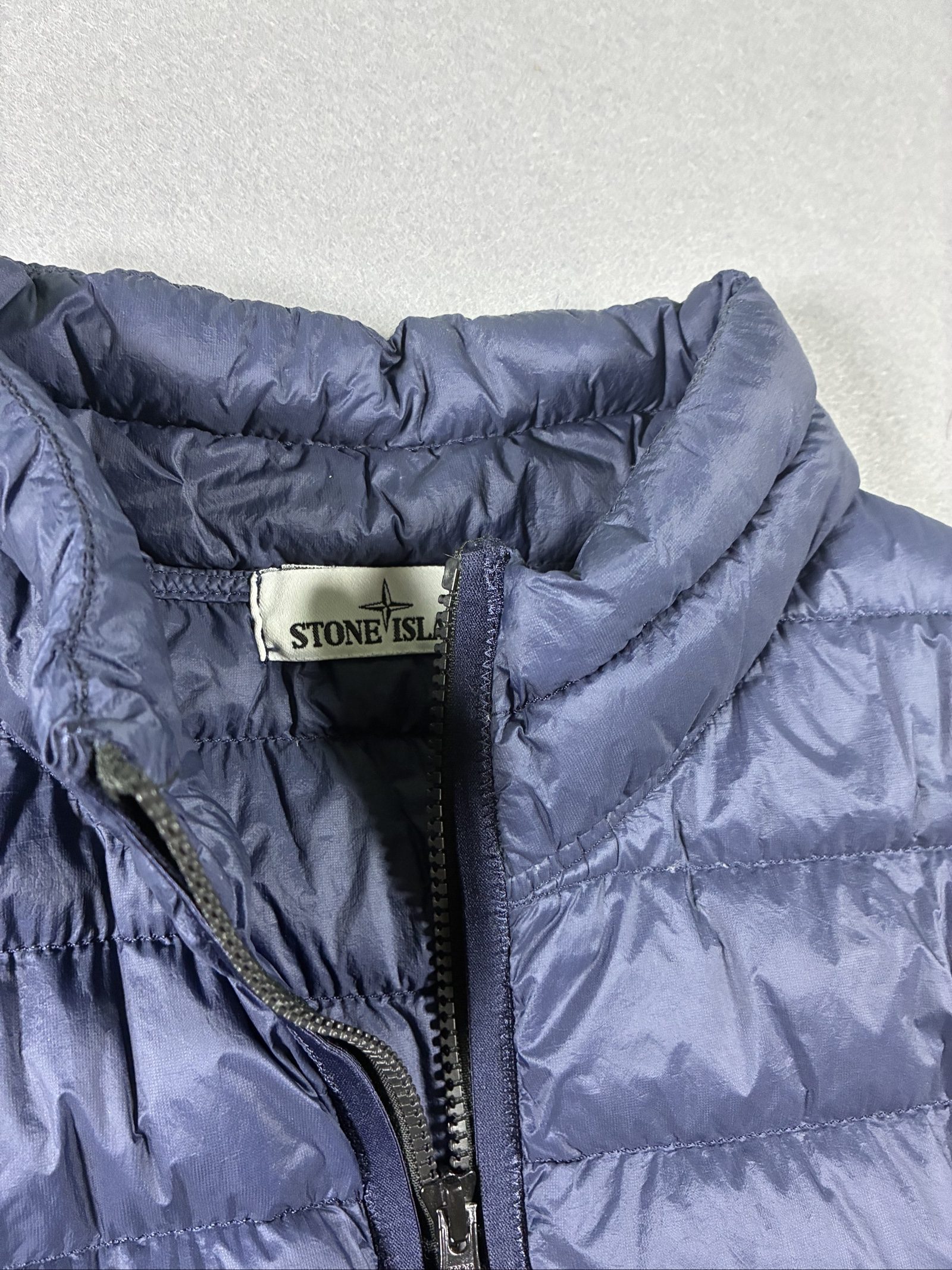 Stone Island Navy Quilted Puffer Gilet Large Reflective Badge image 2