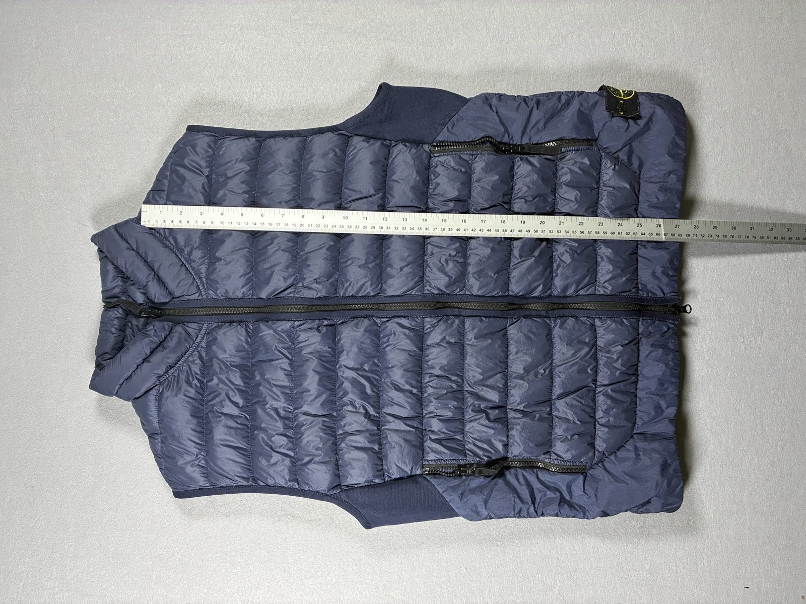 Stone Island Navy Quilted Puffer Gilet Large Reflective Badge image 10