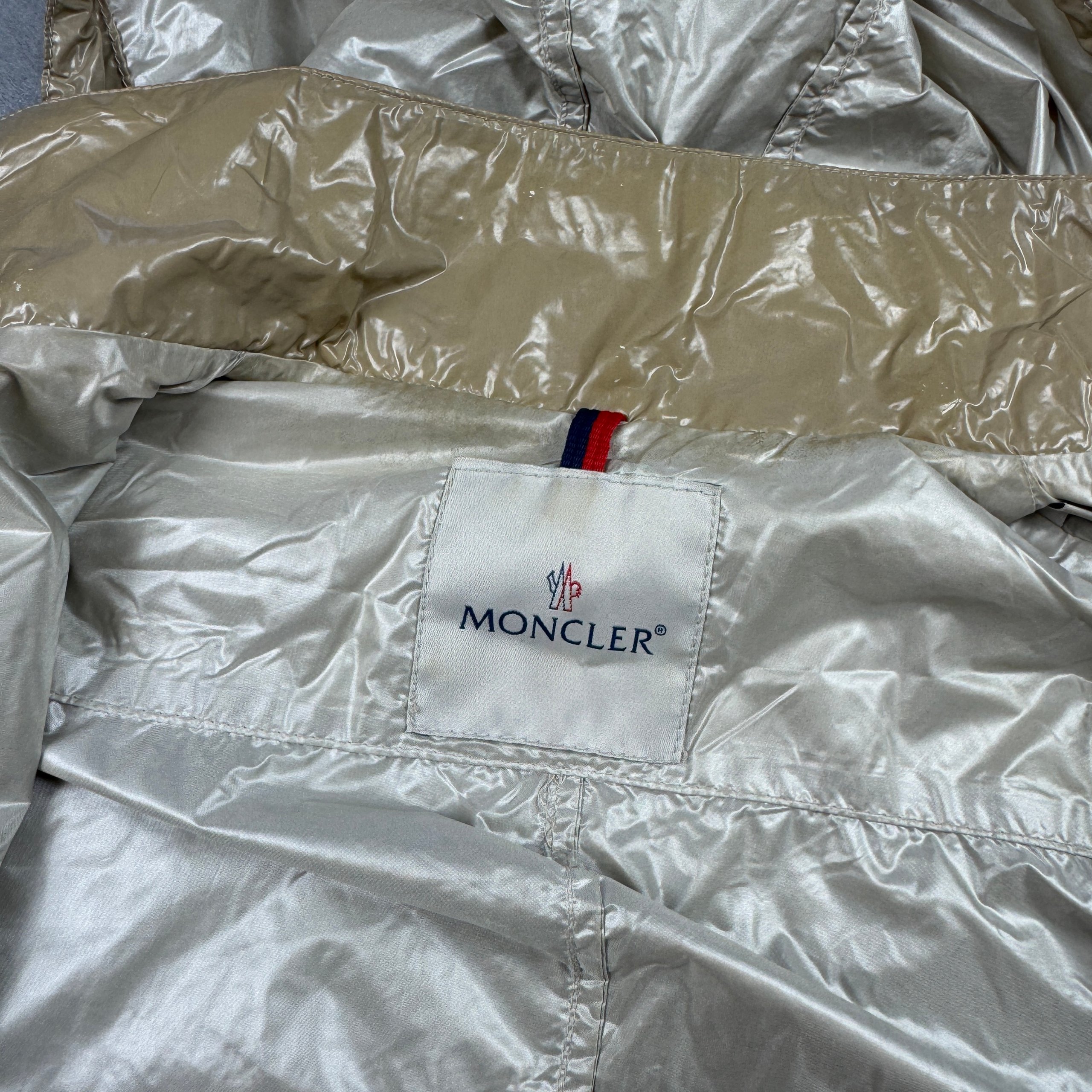 Women`s Moncler Z8E0182 Beige Lightweight Hooded Raincoat Jacket Size 1 / S image 9