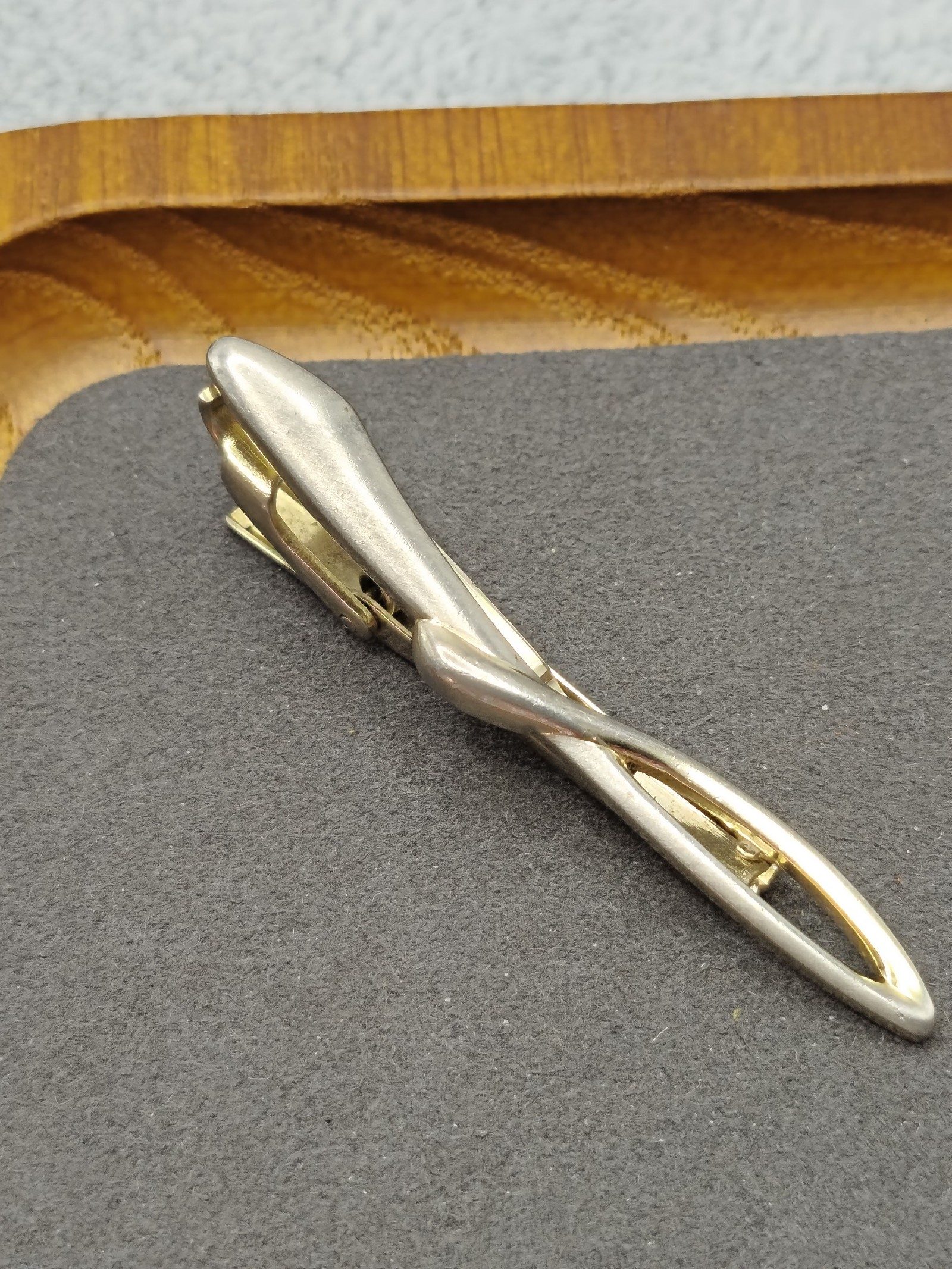 Pierre Cardin Silver & Gold Men's Tie Clip image 3