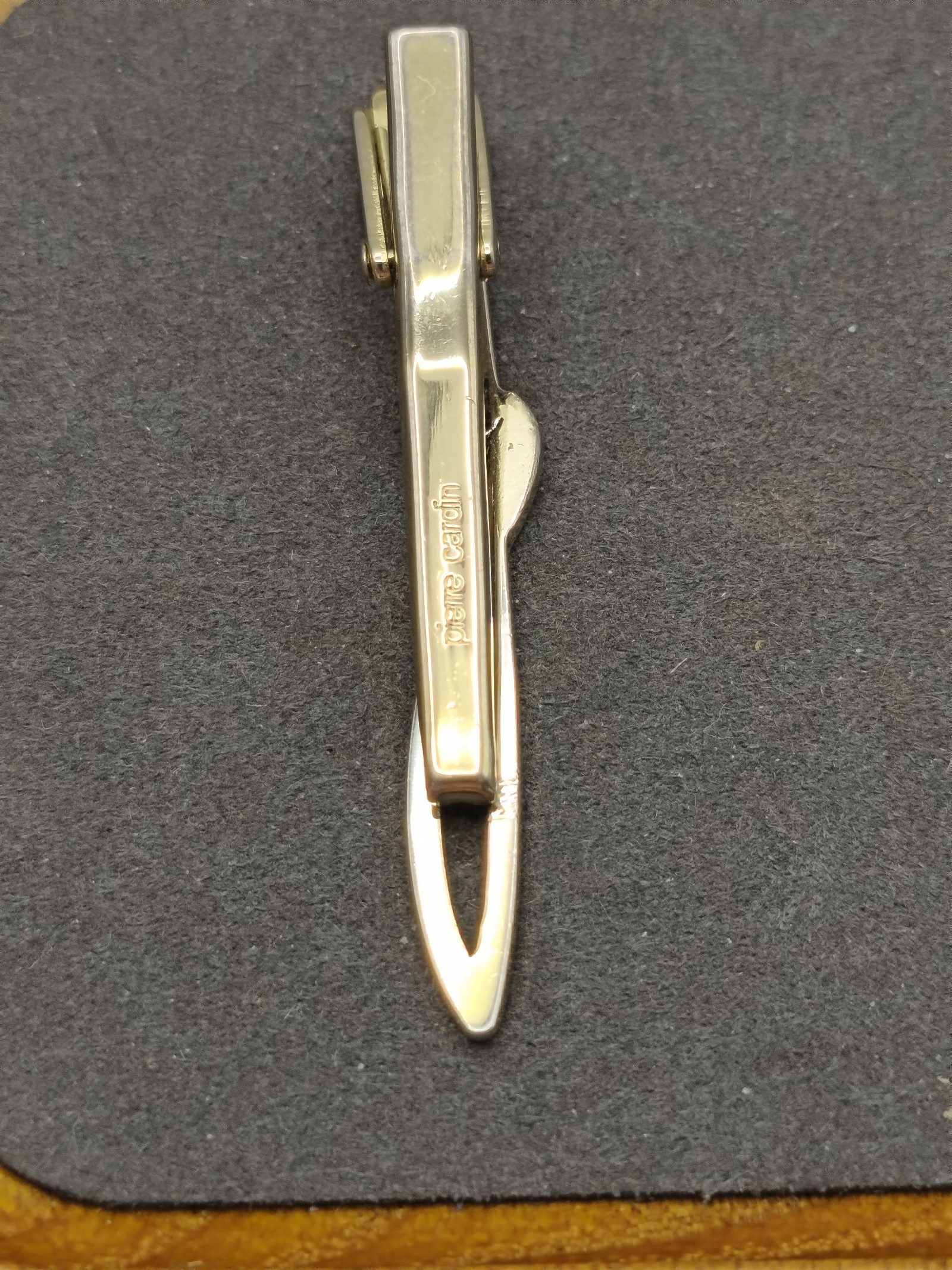 Pierre Cardin Silver & Gold Men's Tie Clip image 5