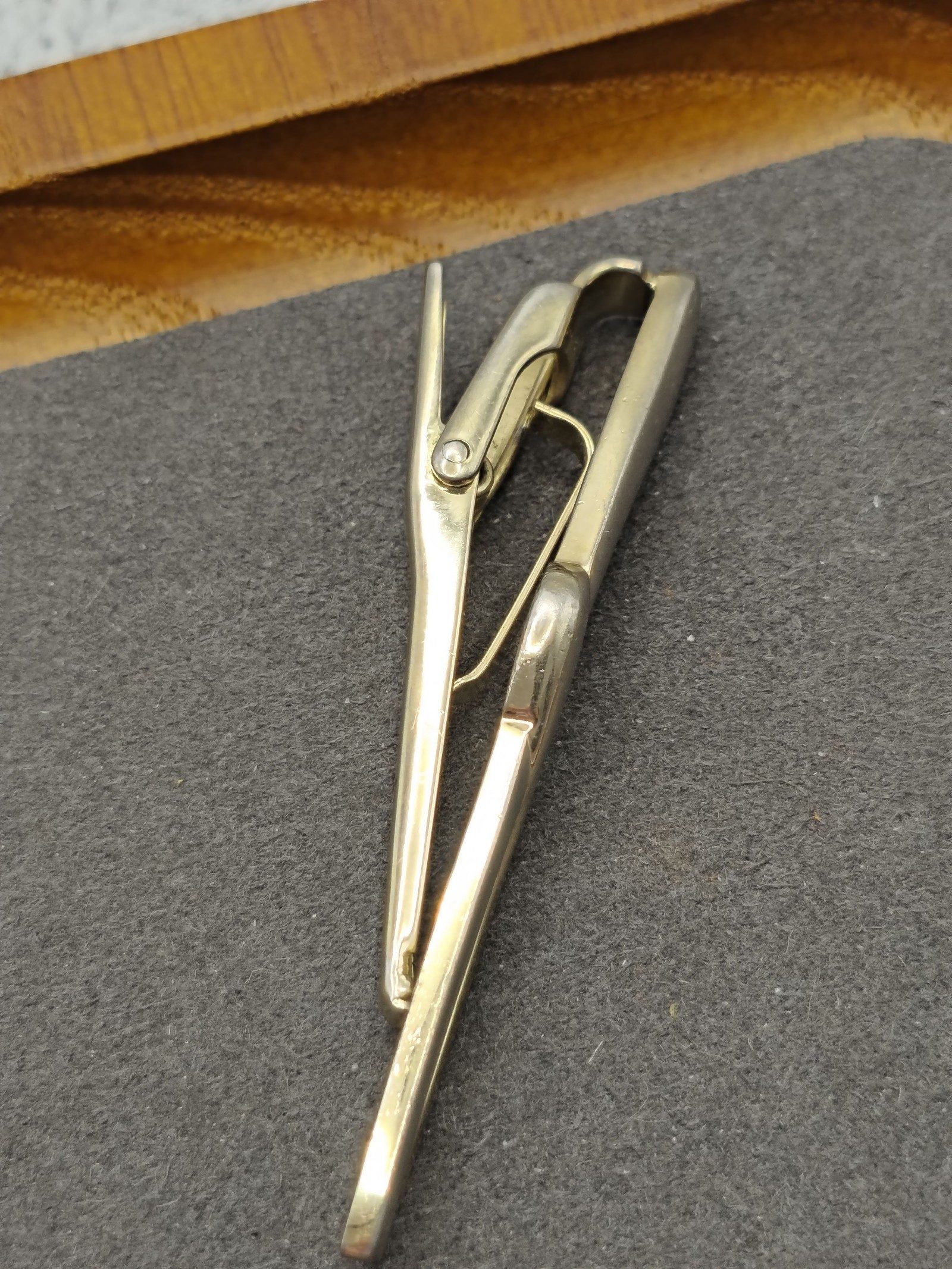 Pierre Cardin Silver & Gold Men's Tie Clip image 7