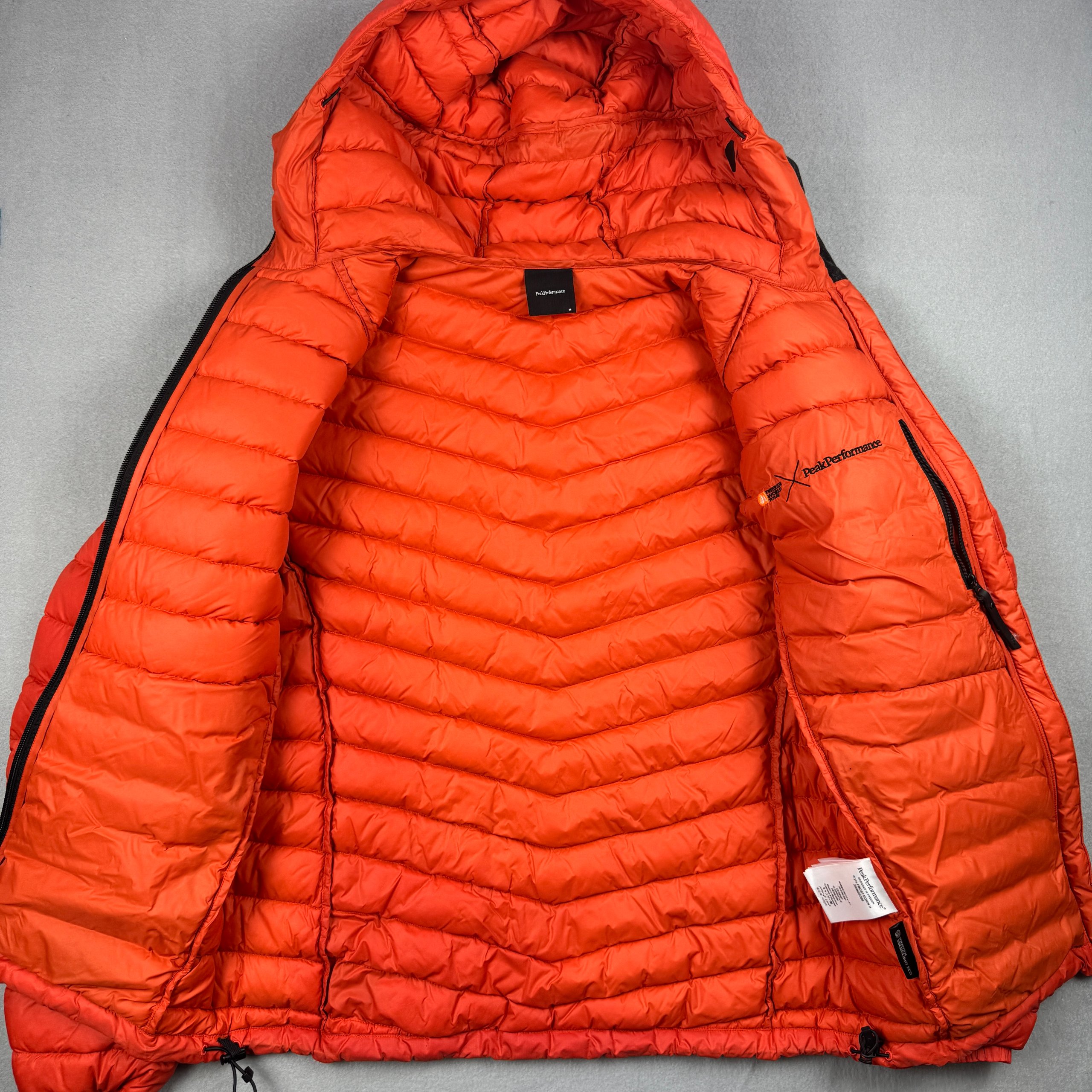 Men`s Peak Performance Frost down H Orange Puffer Jacket Hooded Lightweight Size M image 9