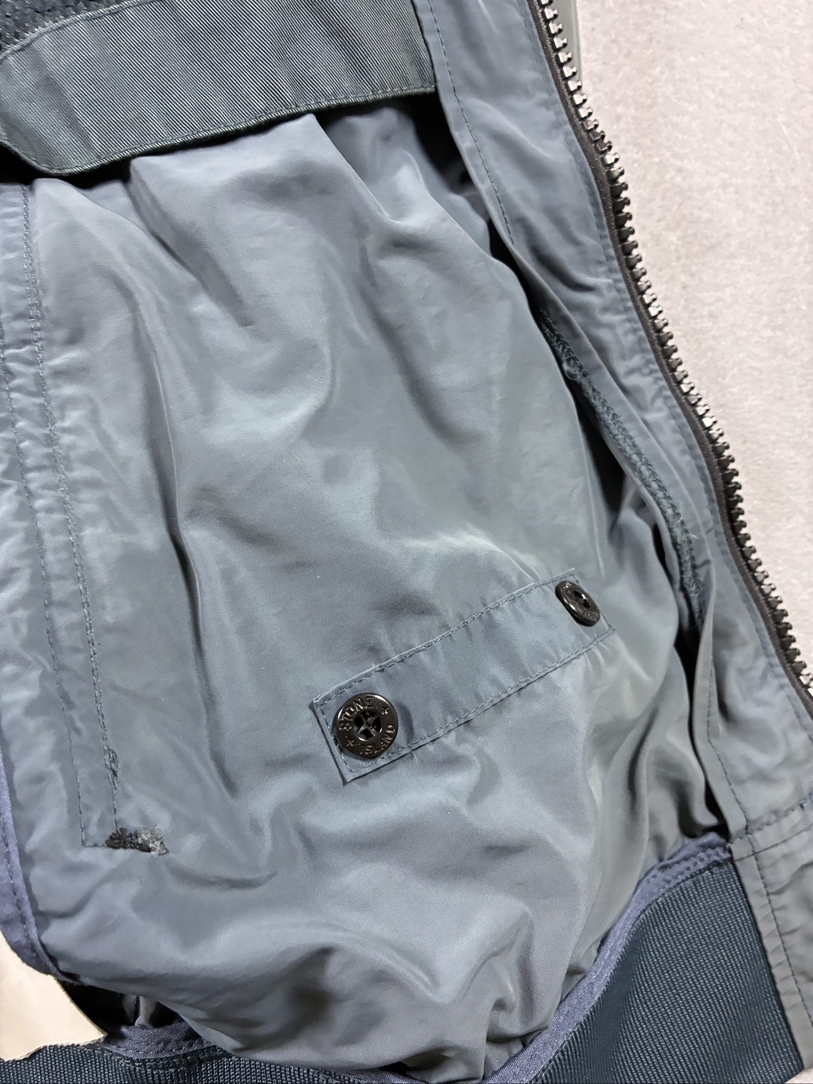 Stone Island Grey Men's Lightweight Zip-Up Jacket Large image 9