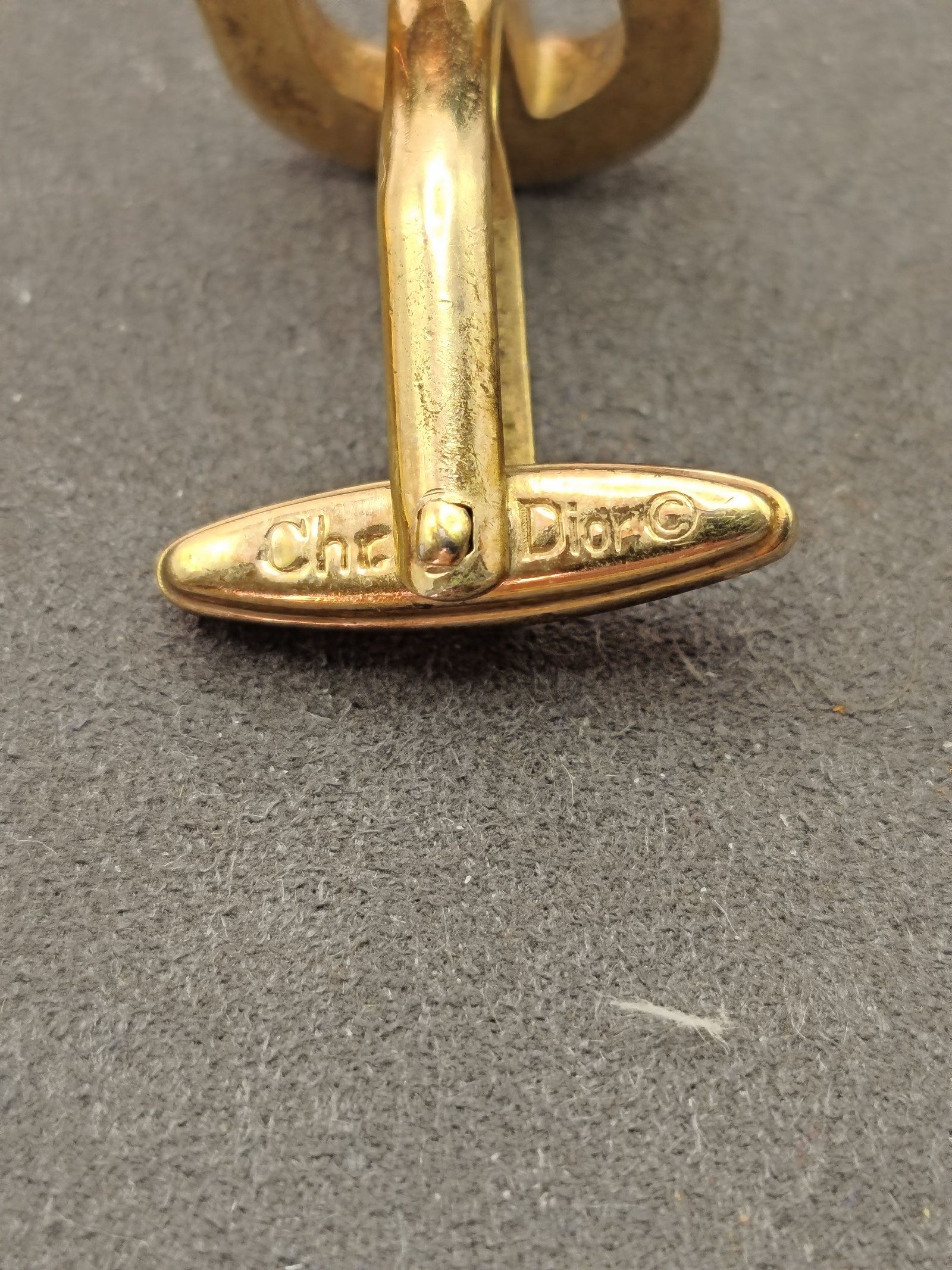 Christian Dior Gold Tone Classic Shield Cufflinks with Presentation Box image 8